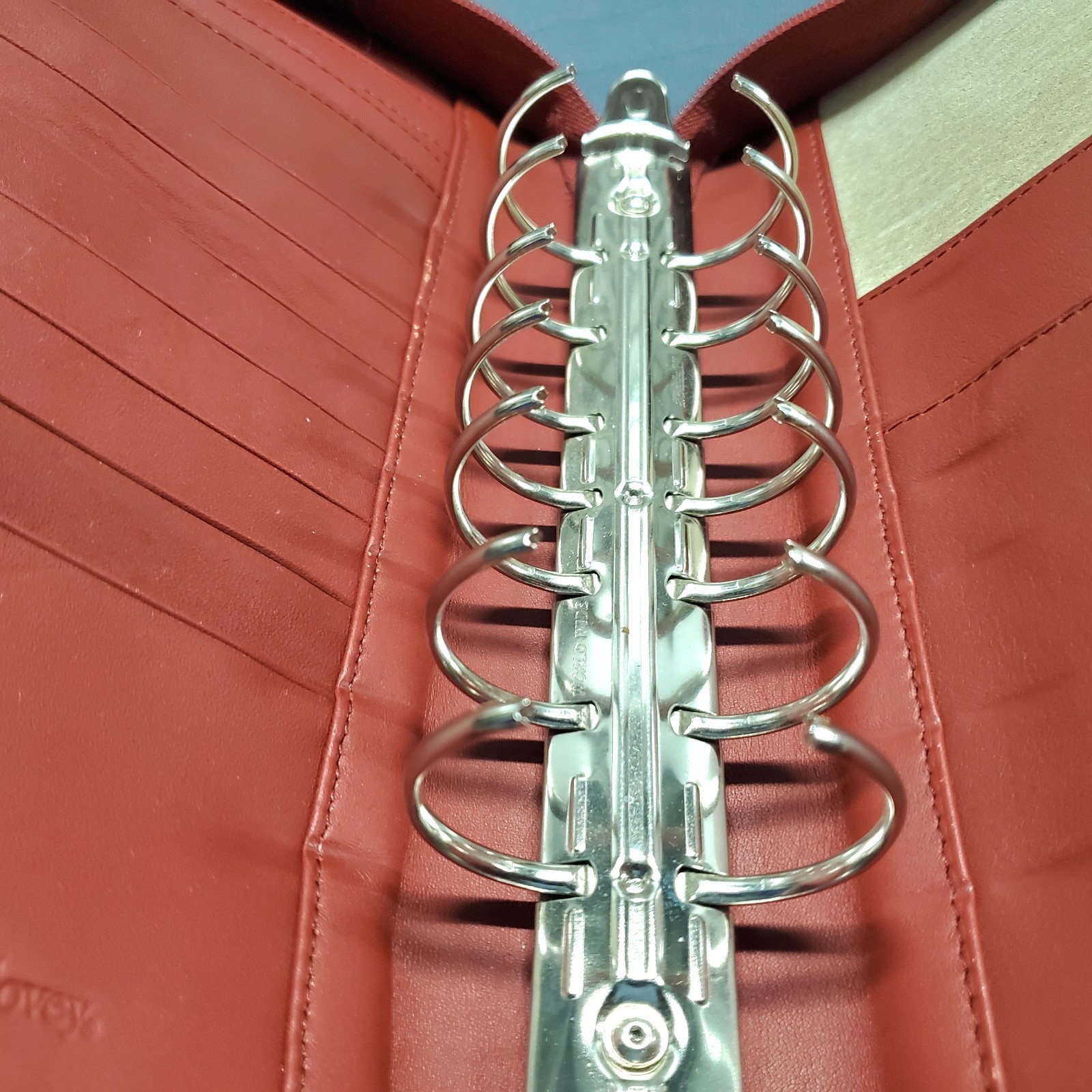 ​VTG Franklin Covey 7 Ring Leather Planner Organizer Zip Up Cranberry Red 11″x8″