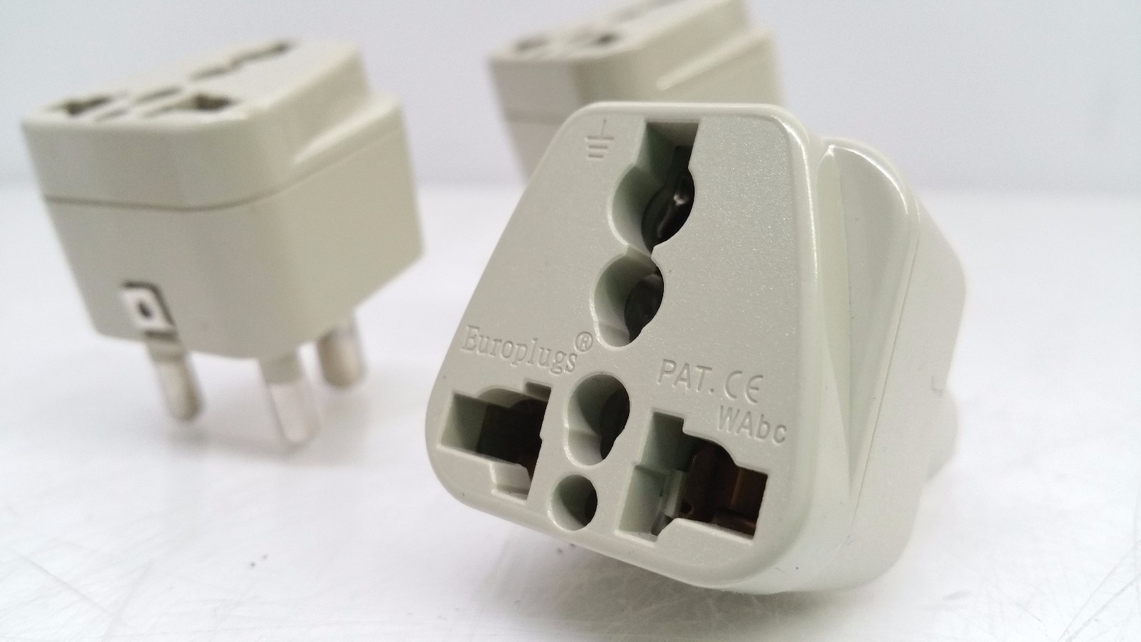 Solesource Tech 14 Plug Travel Adapter Kit With Holding Bag SG-TPAK-14-TAA