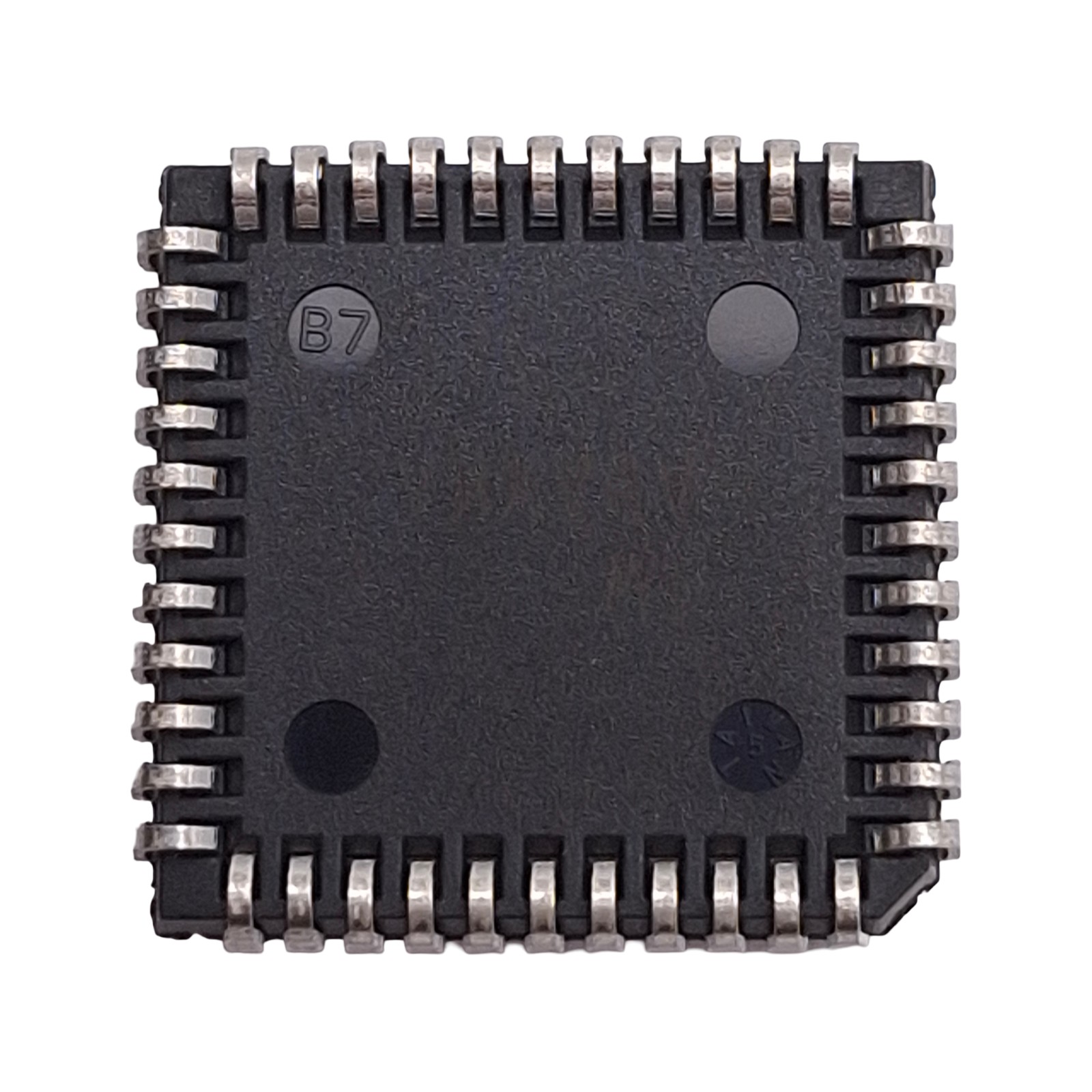 Lot of 5 Atmel 89C51RC2-UM Microcontroller 8-Bit, 32kB Flash, 1024B XRAM, 32 I/O