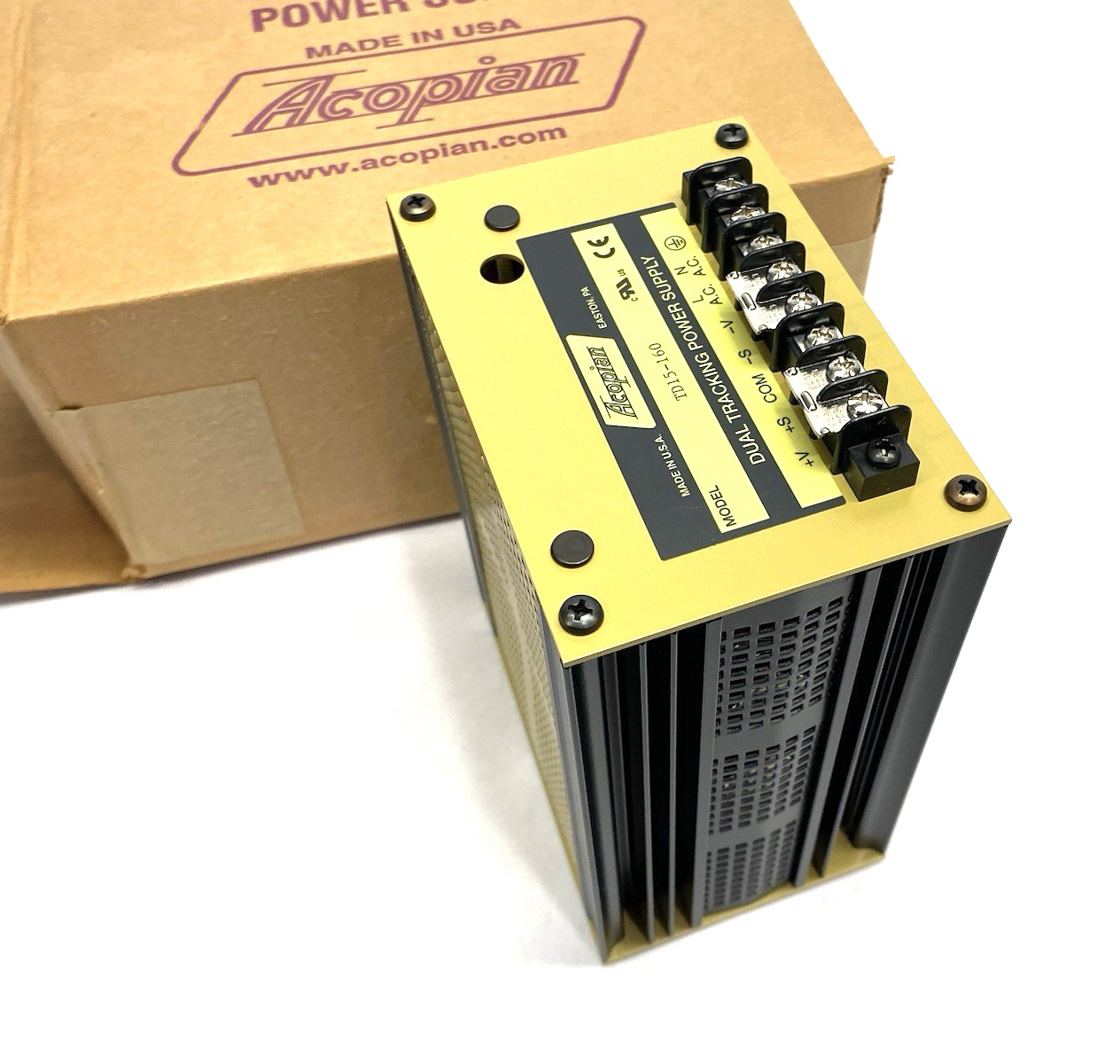 Acopian TD15-160 Dual Tracking Power Supply 105-125 Input Voltage