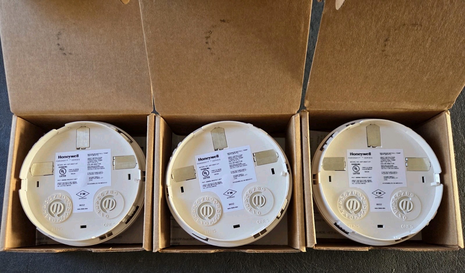 FARENHYT IDP-HEAT-HT 190° HIGH TEMPERATURE HEAT DETECTOR «IVORY» – NEW – 3 AVAIL