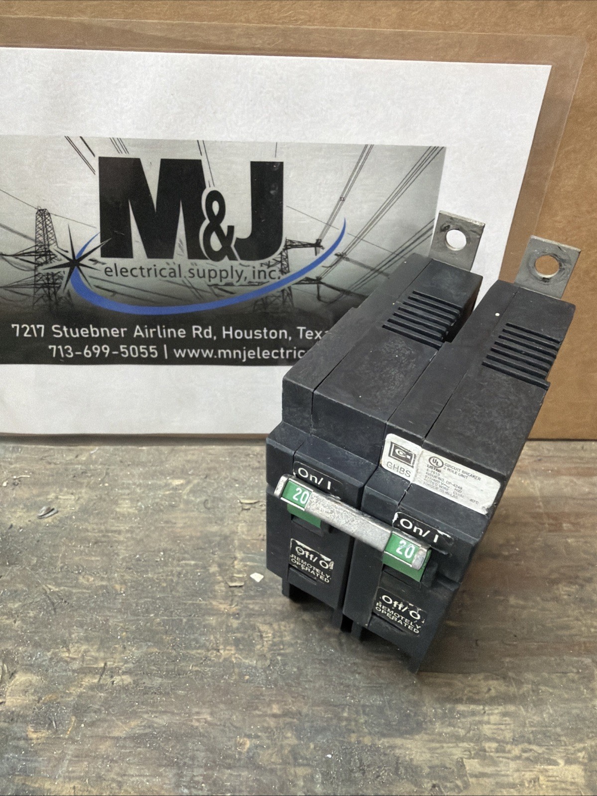 EATON BREAKER (RECONDITIONED) CAT NO.: GHBS2020D 20A 480/277V 2P 1PH