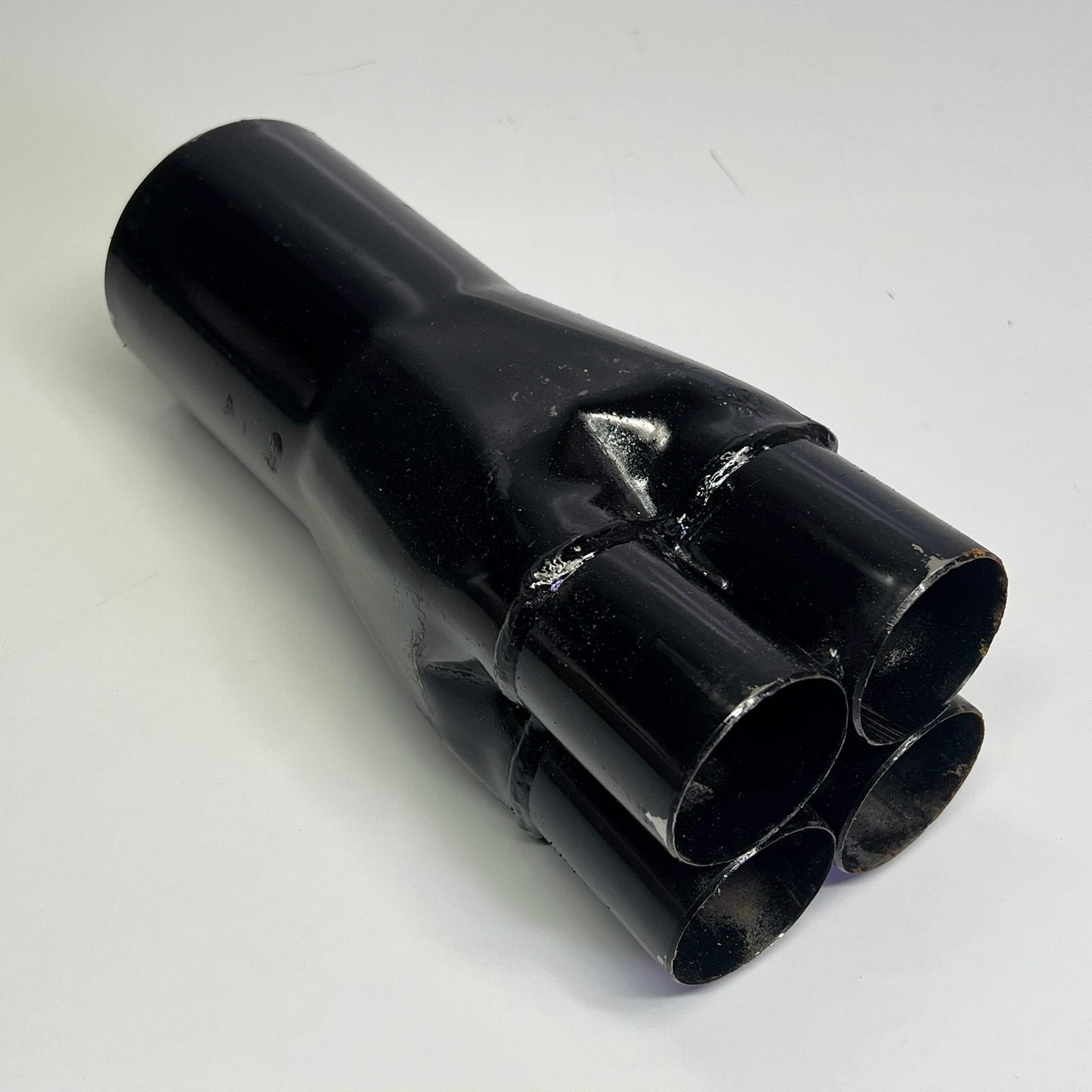 SCHOENFELD Steel Slip-On Collector 1-7/8 3-1/2″ Outlet 9″ Long Black SCHSO83541