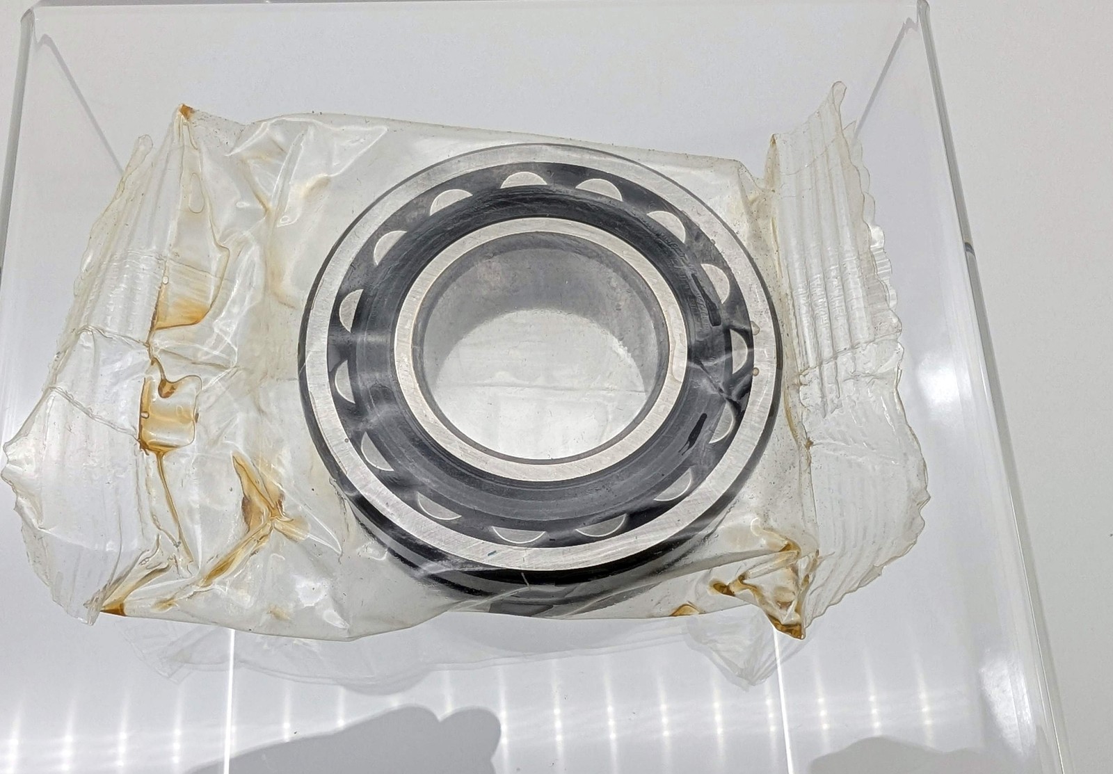 NTN 22206EAW33C3 Spherical Roller Bearing 30mm ID 62mm OD 20mm Width Ultage