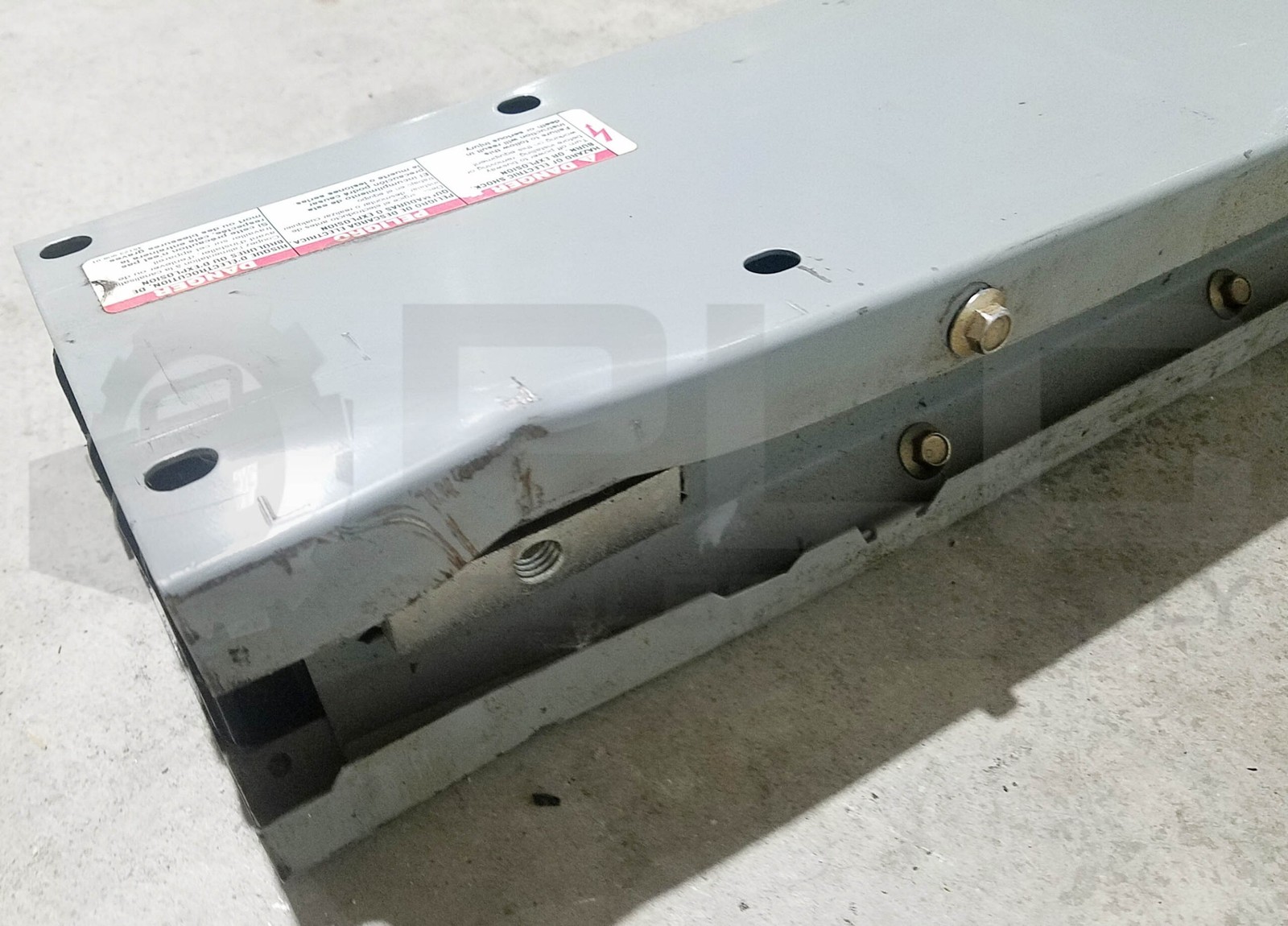 NEW SQUARE D I-LINE ALUMINUM PLUG-IN BUSWAY AP30410 Ser. 1 400A 600V 10′ *READ