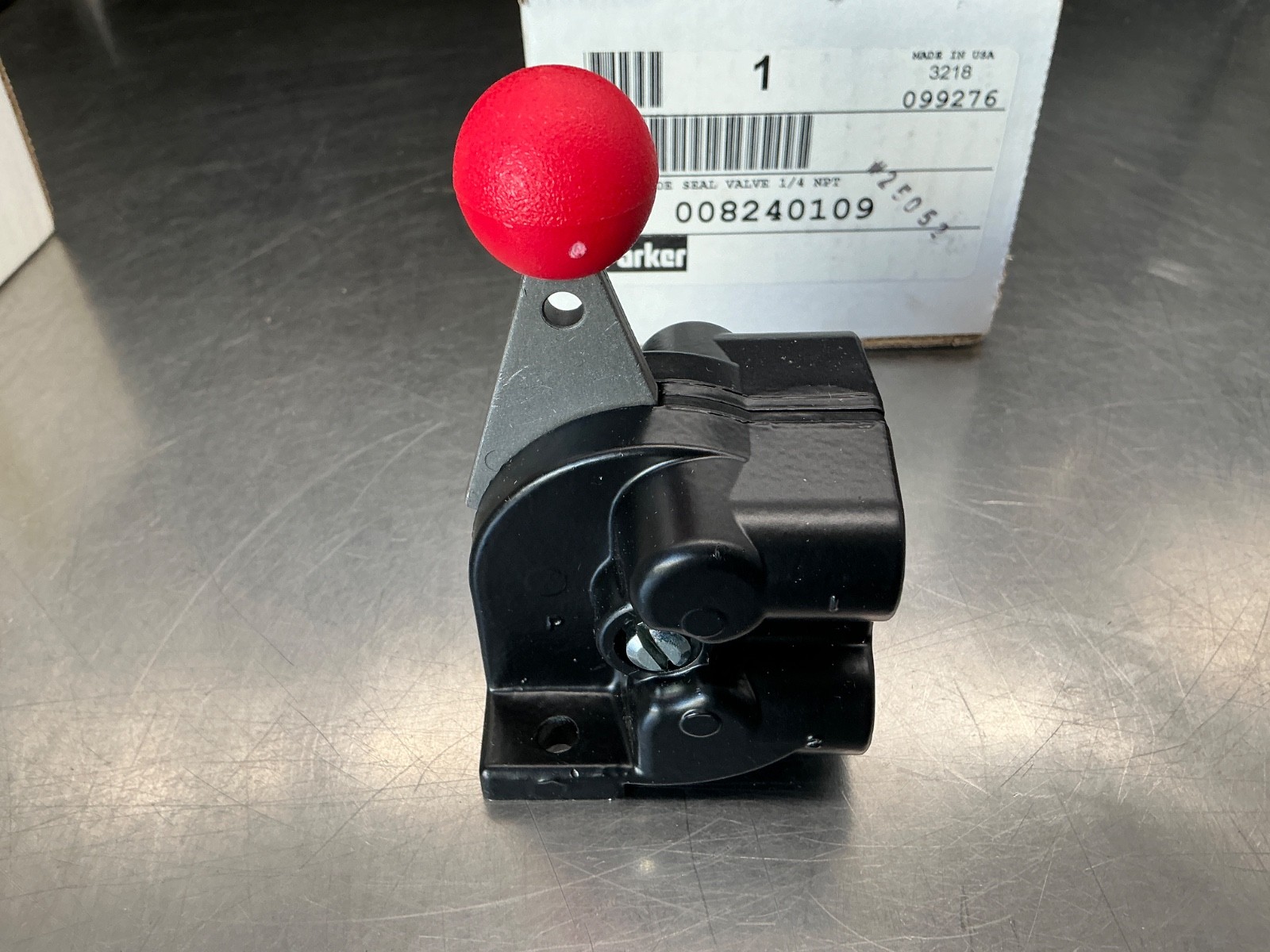 Parker 008240109 4-way Slide Seal Valve 1/4″ NPT