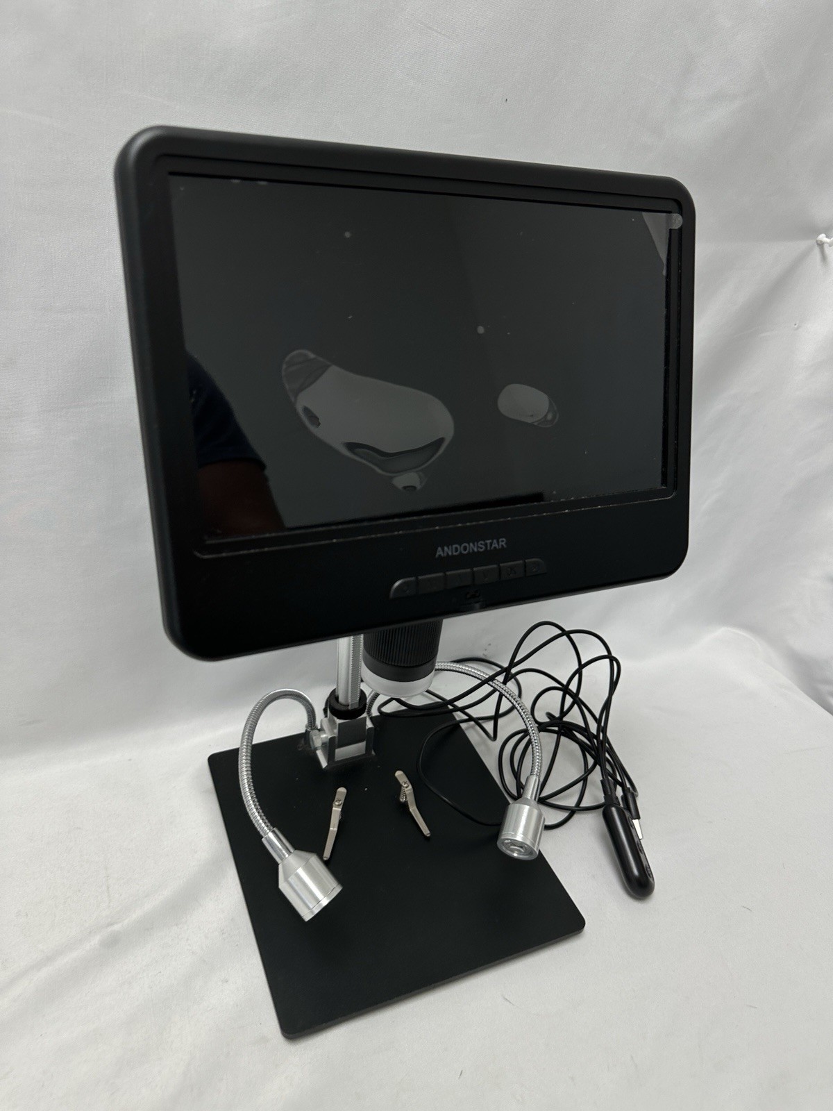 Andonstar 10.1 Inch LCD Digital Microscope – New No Box