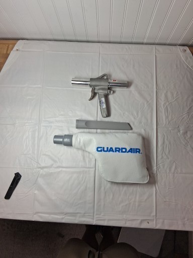 Guardair 1500 Gun Vac Air Powered Vacuum Blow Gun Crevice Tool 1500