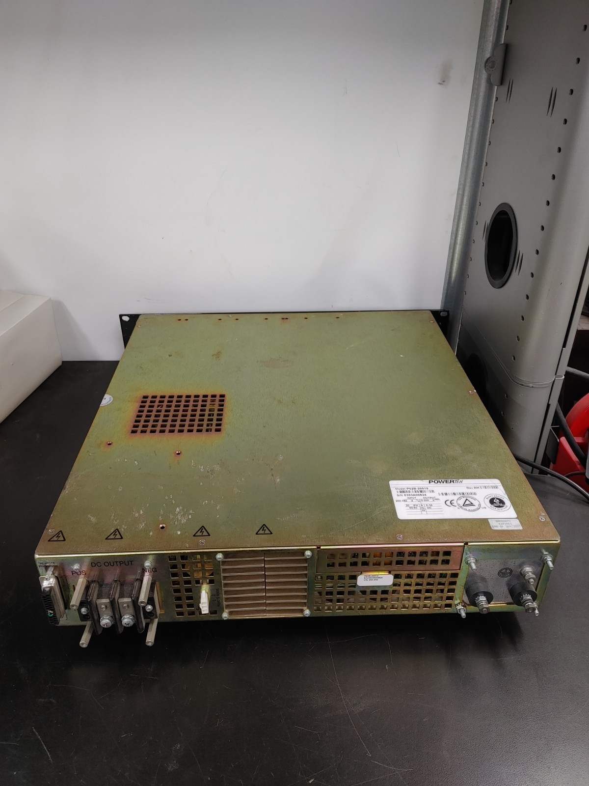 POWER TEN P62B-20010 0-200 Volts DC 0-10 Amps DC Power Supply