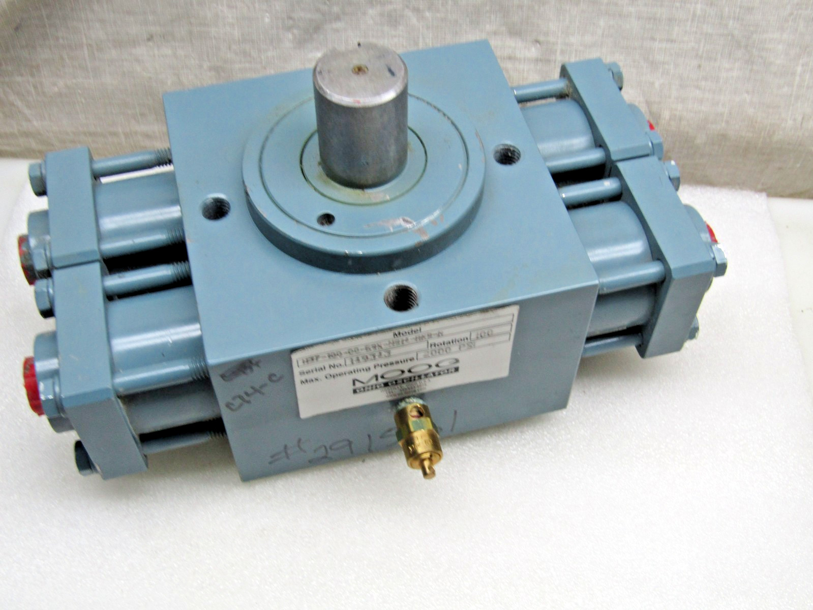 MOOG H37-100-00-ESX-MS14-RKS-N Hydraulic Rotary Actuator Ohio Oscillator 100 Deg