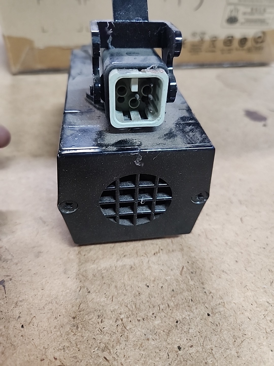 Perske KNS 21.05-2 0.18kW Spindle Motor 10,800RPM Y 400V 3PH 0.5A 200HZ
