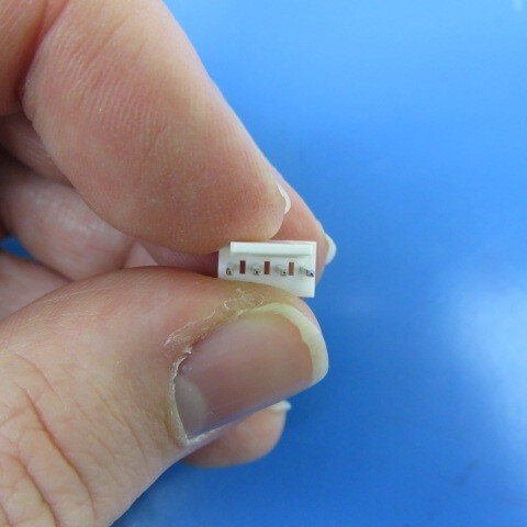 MOLEX 22-27-2041 Qty of 93 per Lot KK 254 Wire to Board Header, Vertical,Fricti