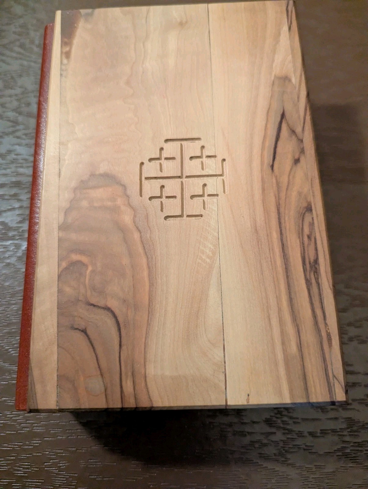 Bible Woodcover high end Israel priest estate