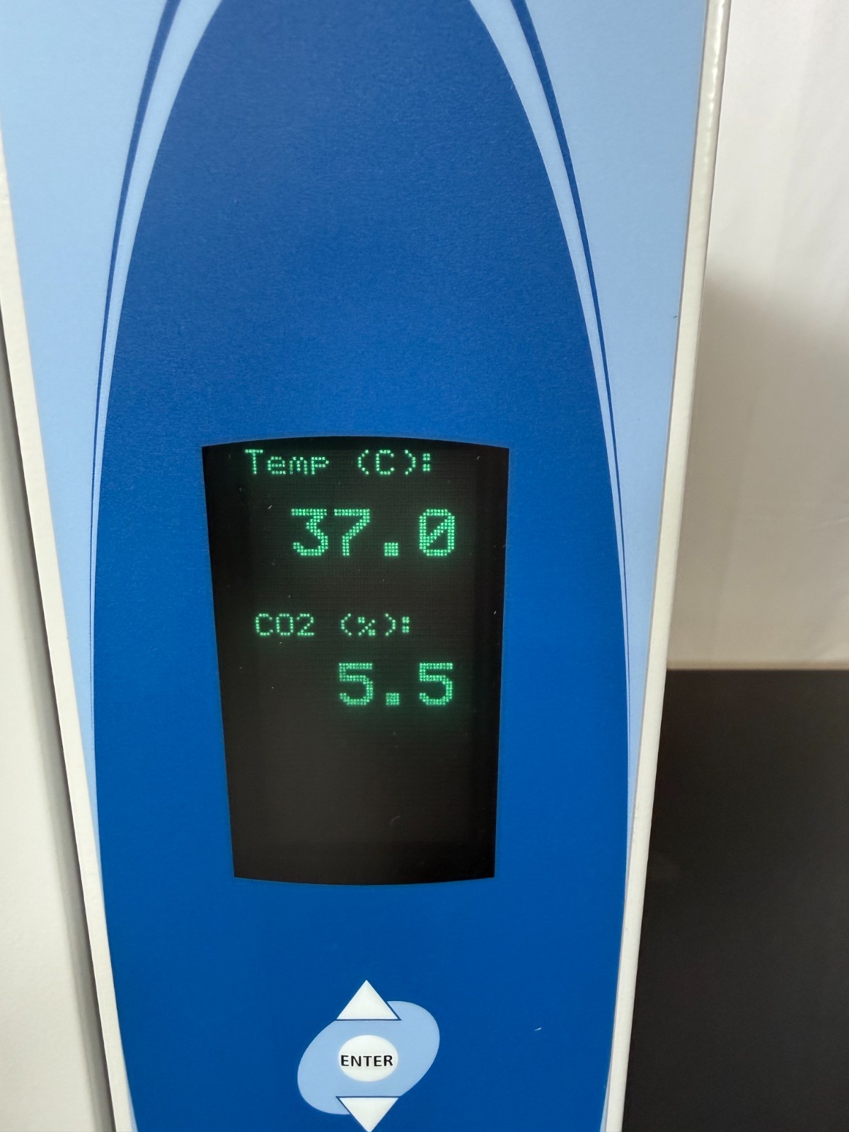 TESTED VWR Bench Top Air Jacketed CO₂ Mini Incubator Cat# 51014999, 40 Liter