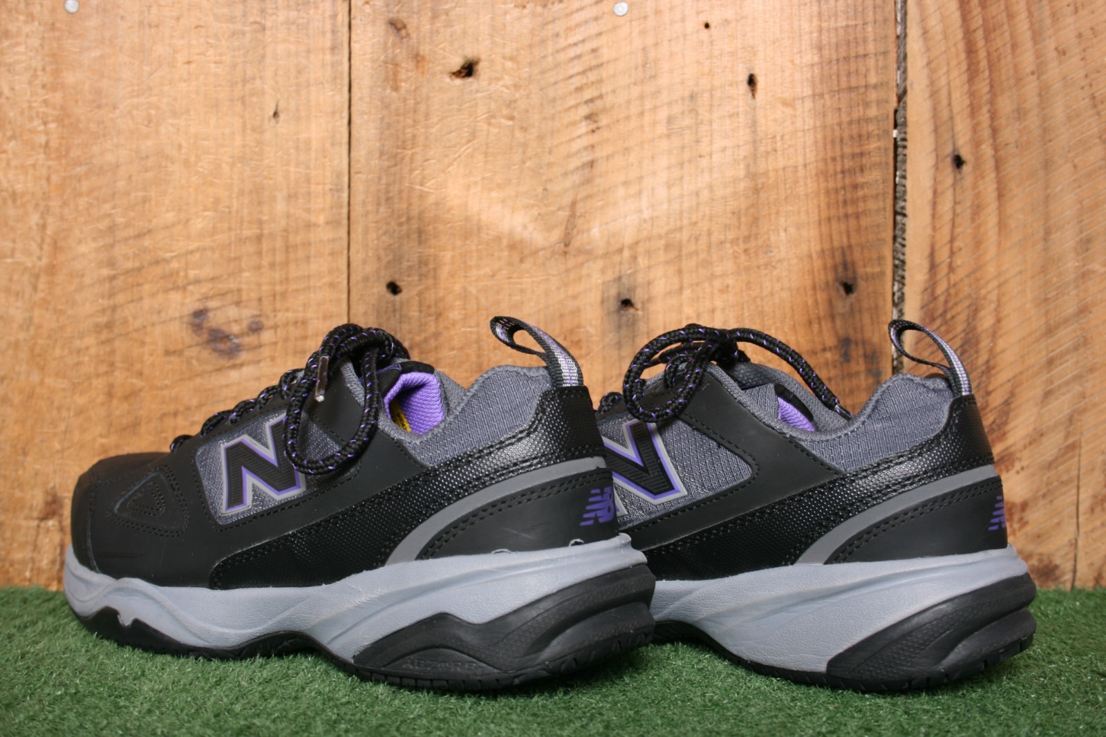 NEW BALANCE Industrial 627 v2 Comp Toe Safety Shoe Low Boots Women’s Sz. 8D