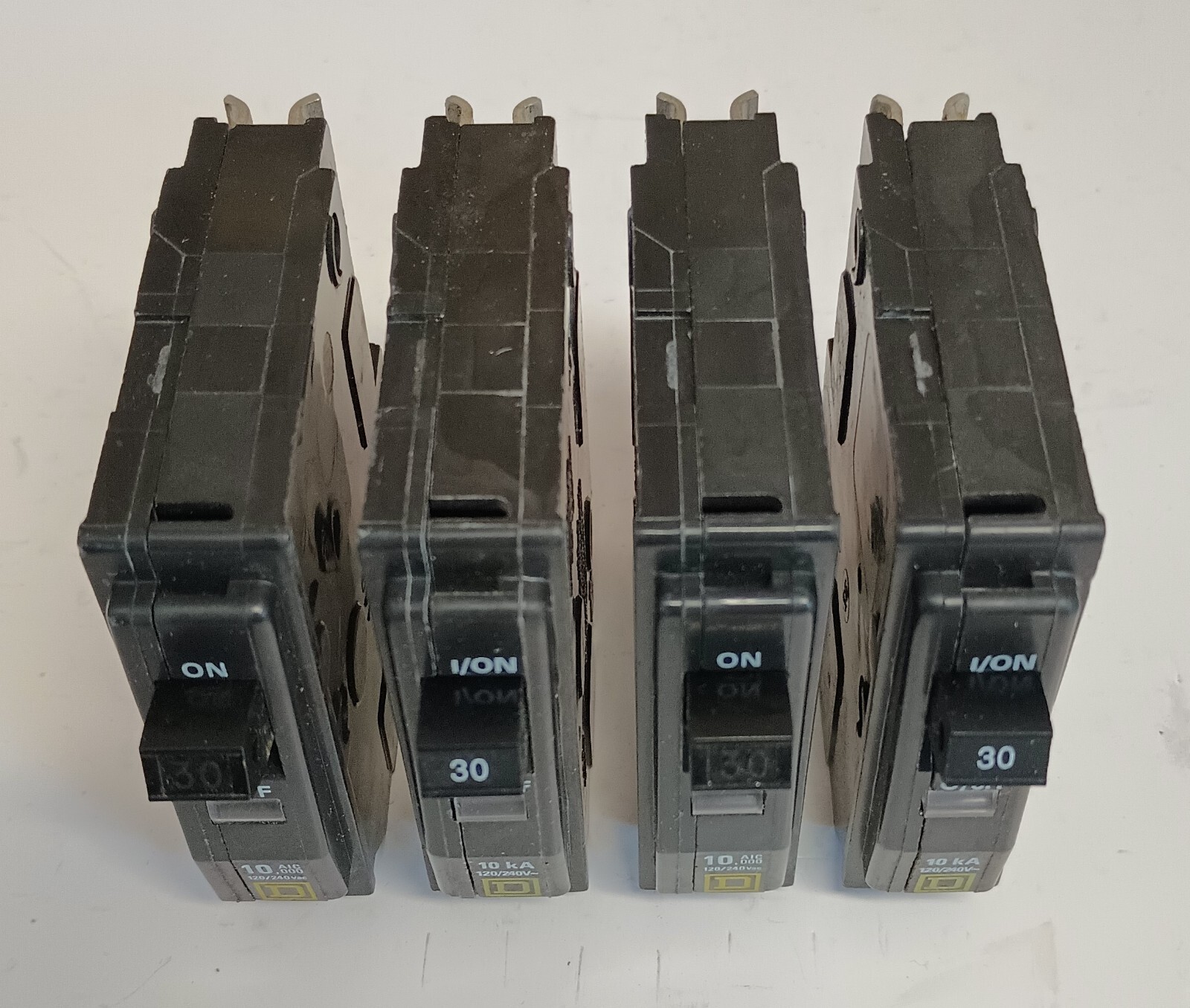 Square D QO130 30 A Circuit Breaker