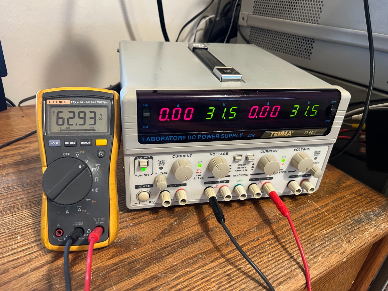 Working DC Linear Regulated Power Supply Quad Independent Output Tenma 72-6905