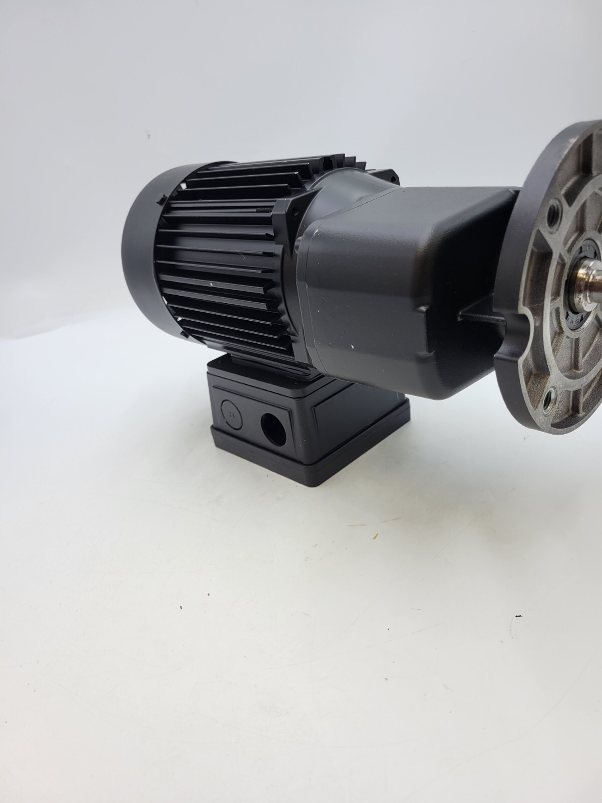 ABM Greiffenberger G80F/4D71B-4 UL TT Gear Motor 1.76A 230/460V 60Hz 0.5HP 3PH