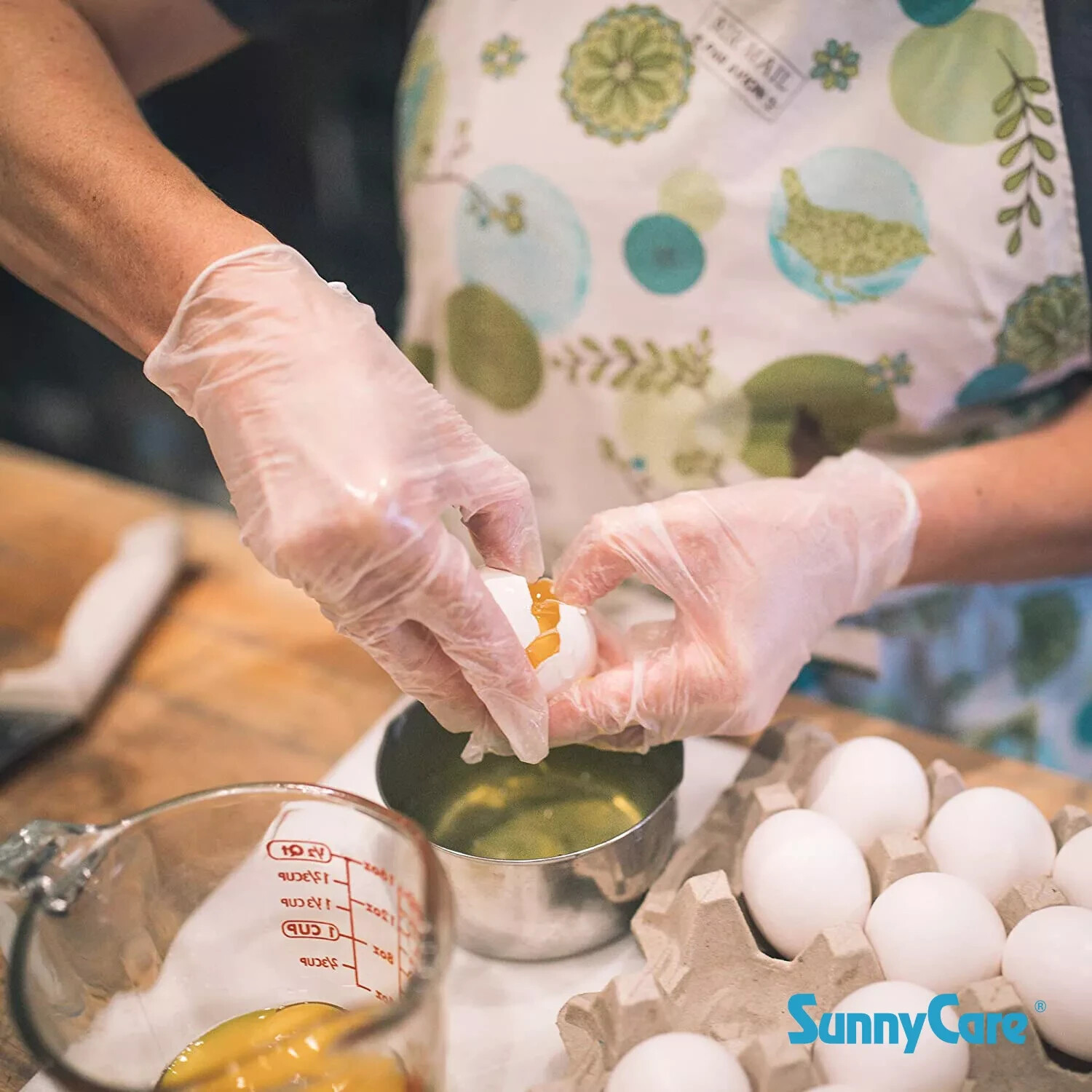 100 SunnyCare #7501 Synthetic Vinyl Gloves Powder Free (Latex/DOP Free) – S