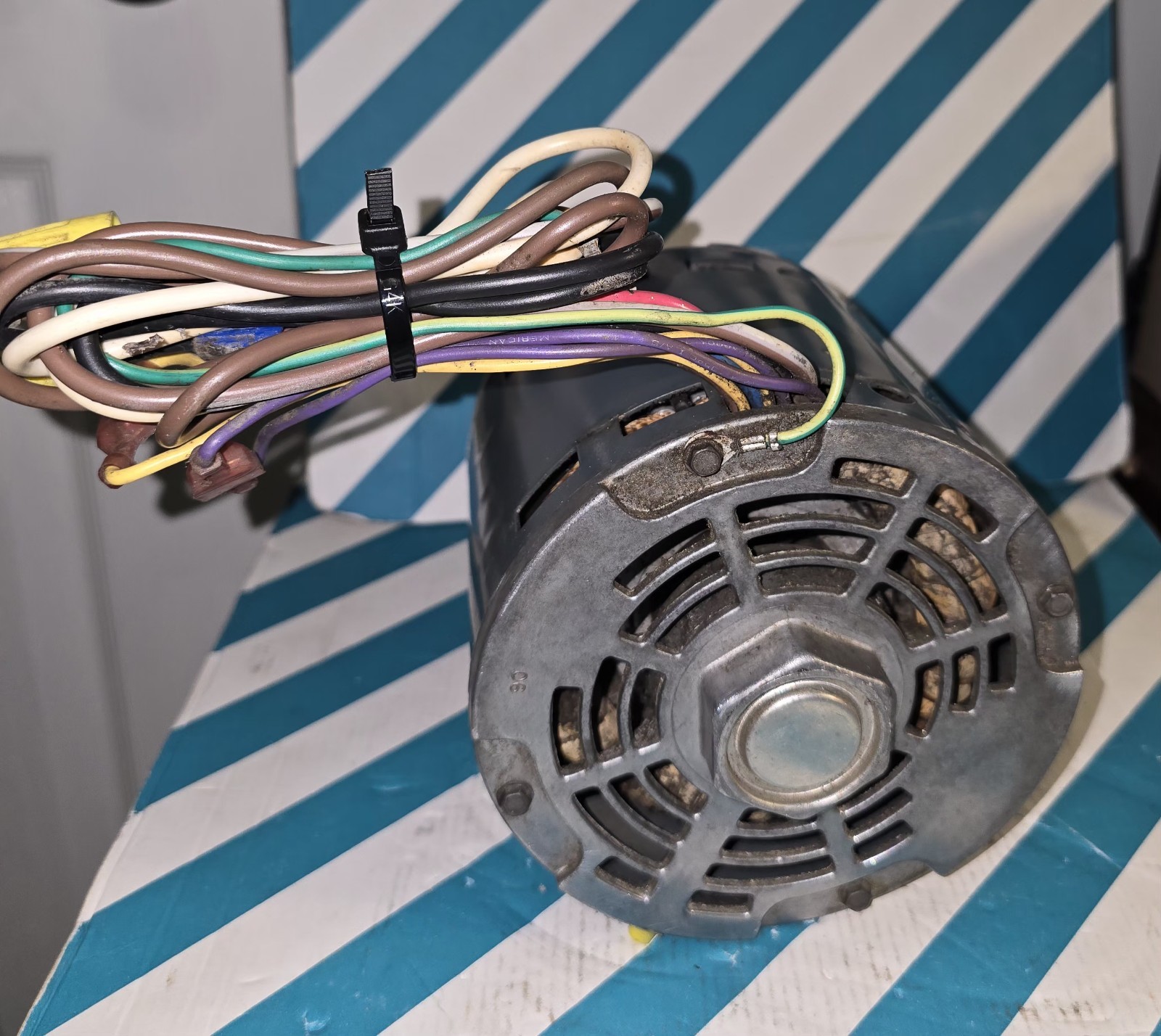 Direct Drive Blower Motor D703 FASCO 1075 RPM 1/2 HP TIPE U26B1. TESTED