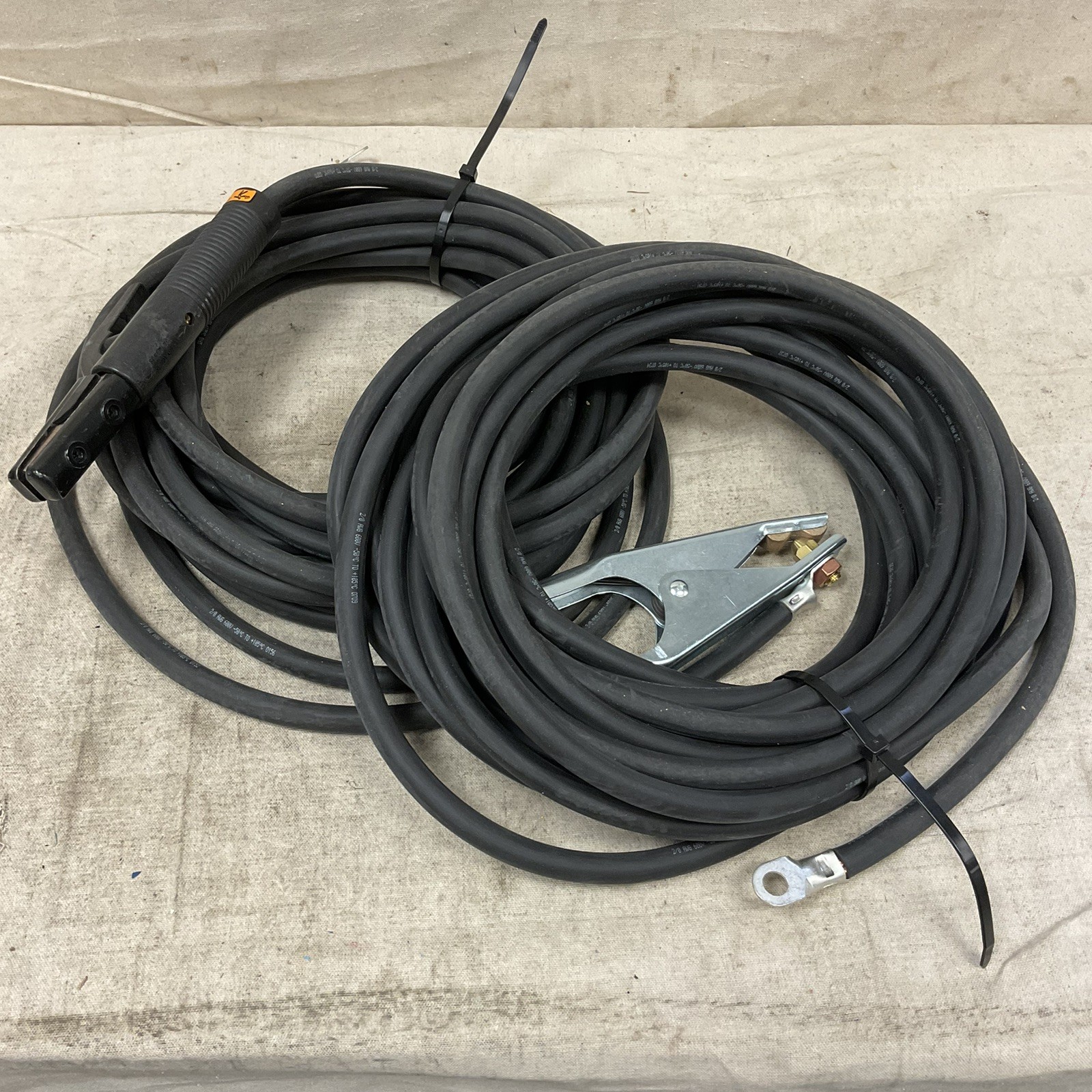 MILLER ELECTRIC 173851 Stick Electrode Holder and Cable #2/0 50′