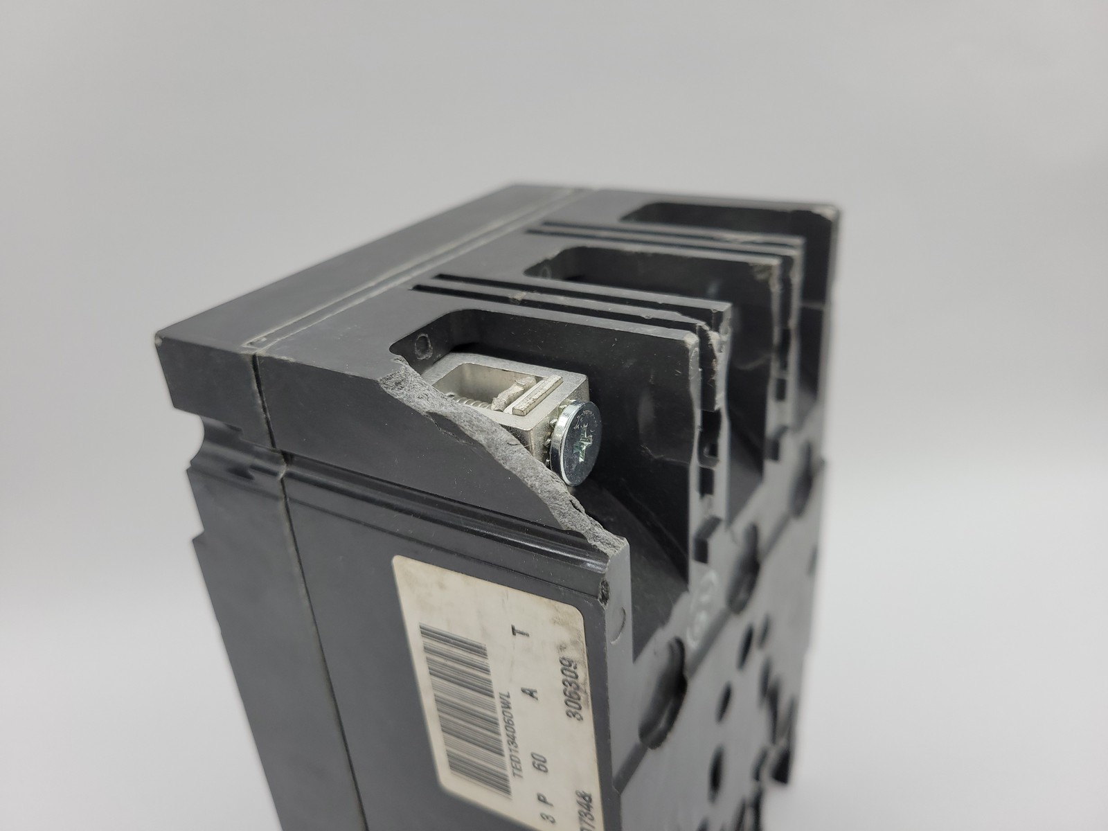 General Electric TED134060WL Bolt-On Circuit Breaker 60A 3P 480VAC 18KA TED