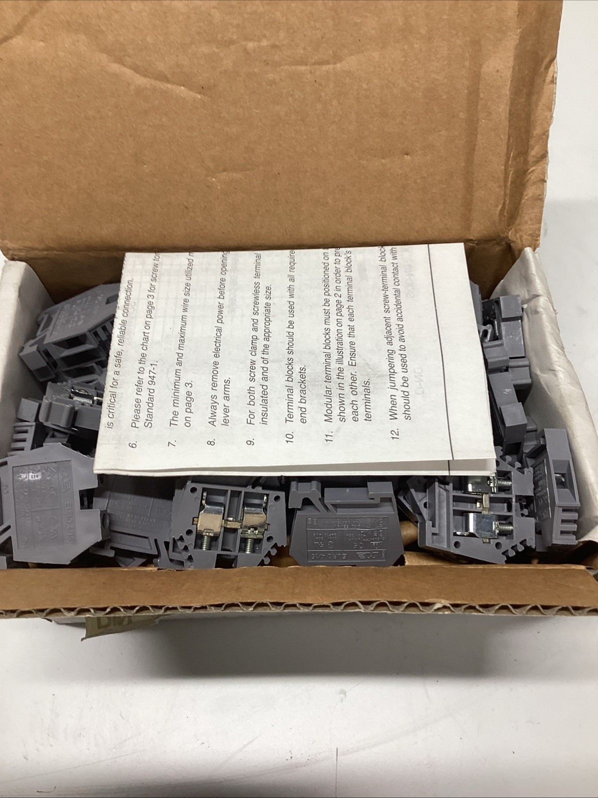 DINNECTORS TERMINAL BLOCK CONNECTOR Box Of 100 V-462