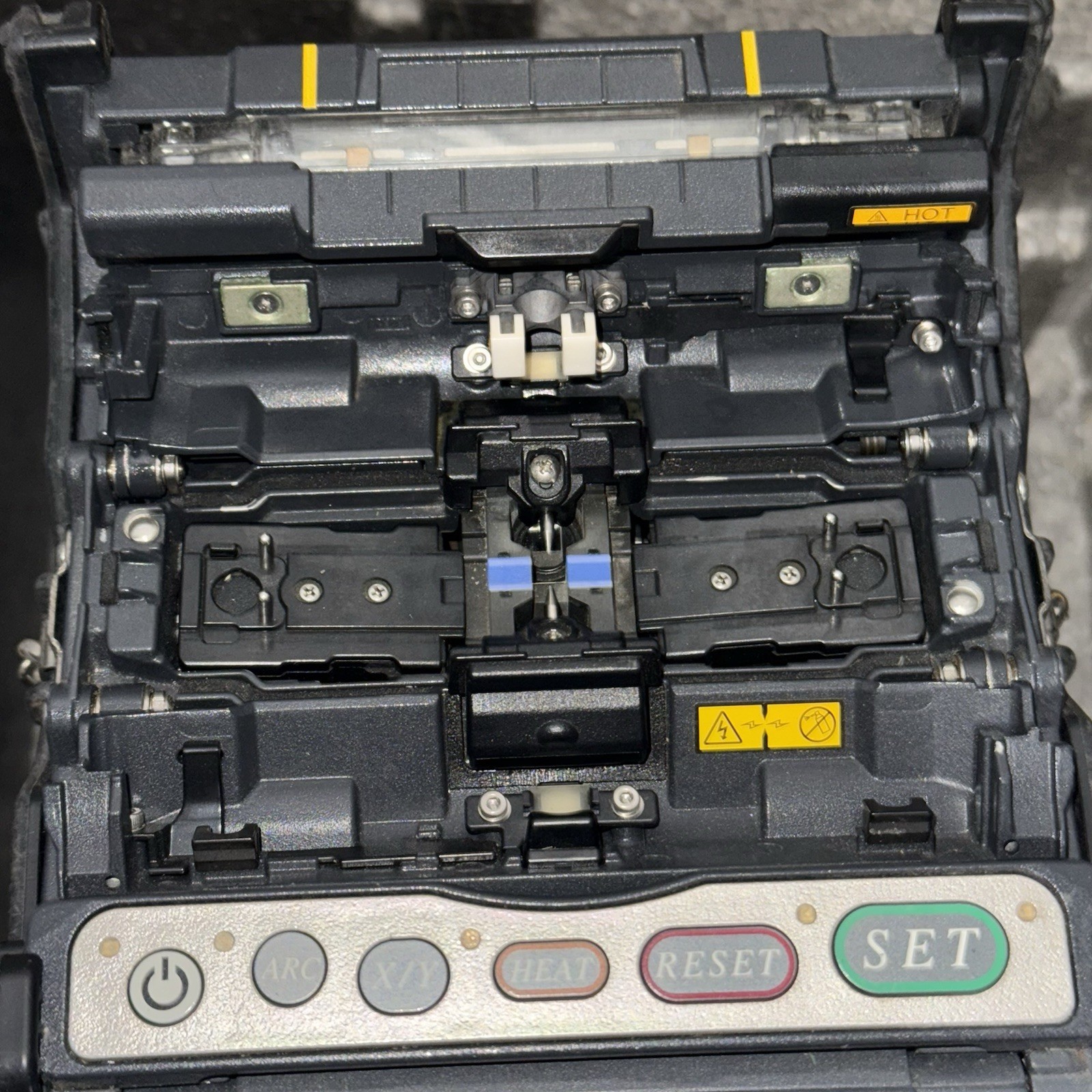 AFL Fujikura 70R Ribbon Fusion Splicer Kit w/ CT-30 & HJS-02 – N.A. 7530 Arc