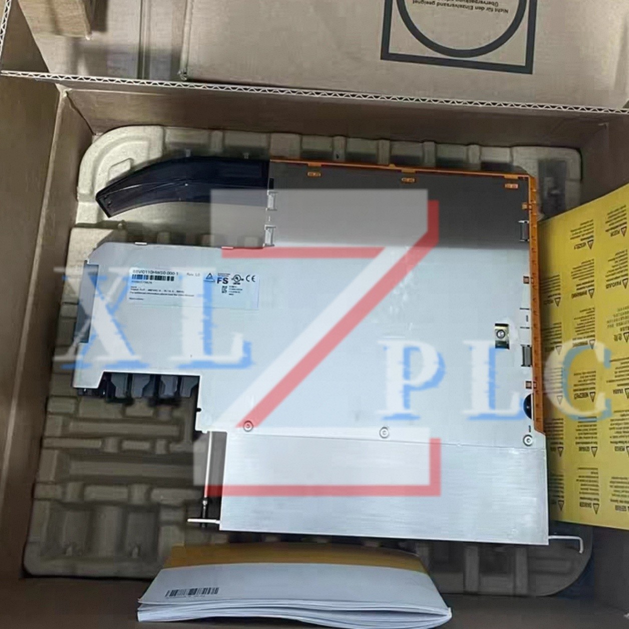 1PCS New B&R 8BVI0110HCD8.000-1 Drive In Box*