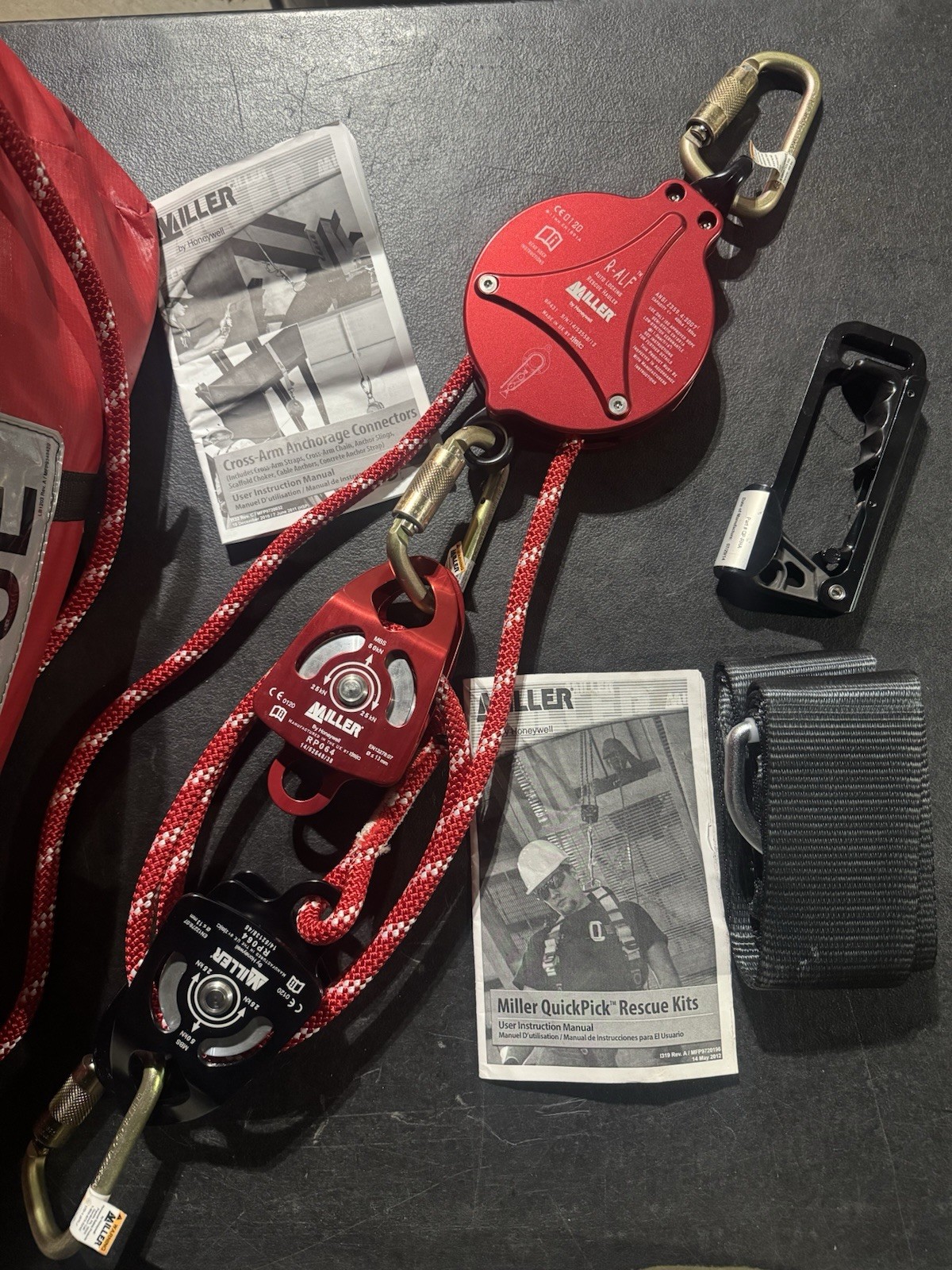 Honeywell – Miller 100-foot QuickPick -PREMIUM – Rescue Kit, tk 2542602