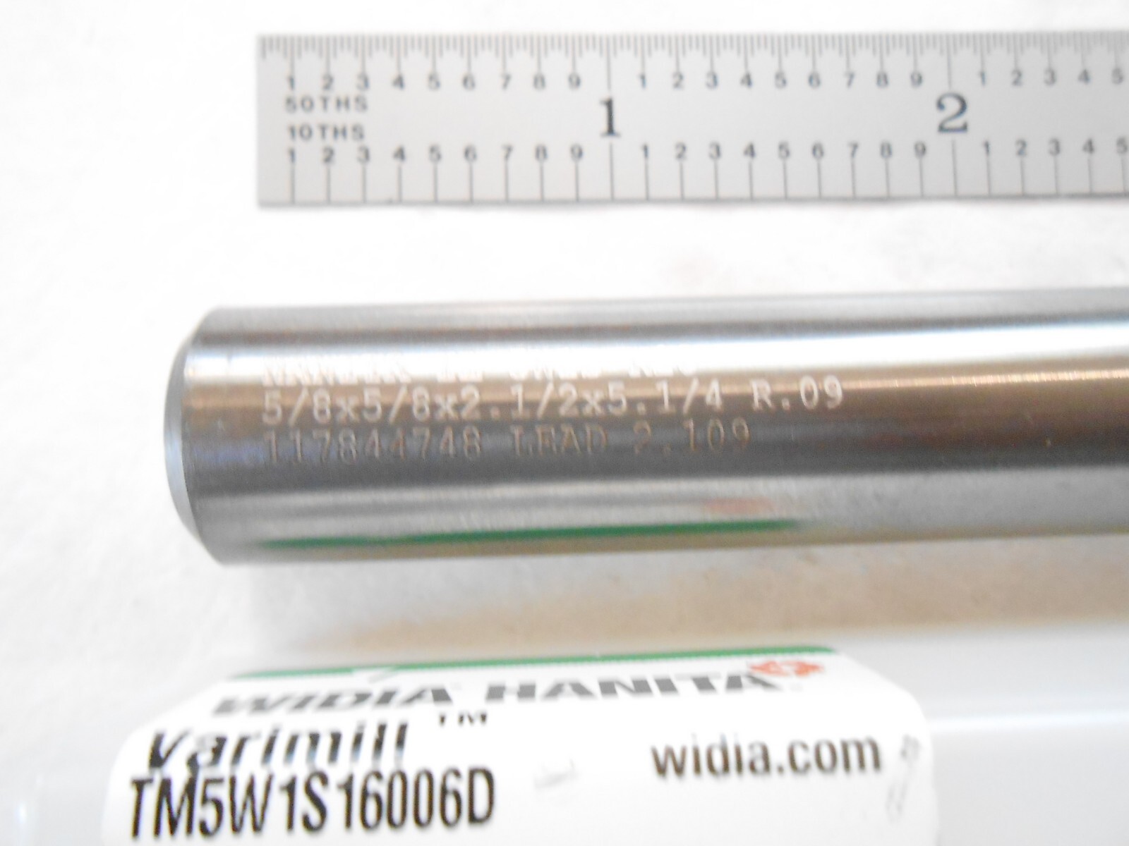 NEW WIDIA 5/8″ DIA X 2-1/2″ LOC X 5-1/4 OAL X .09″ CR 5FL NON-CC CARBIDE ENDMILL