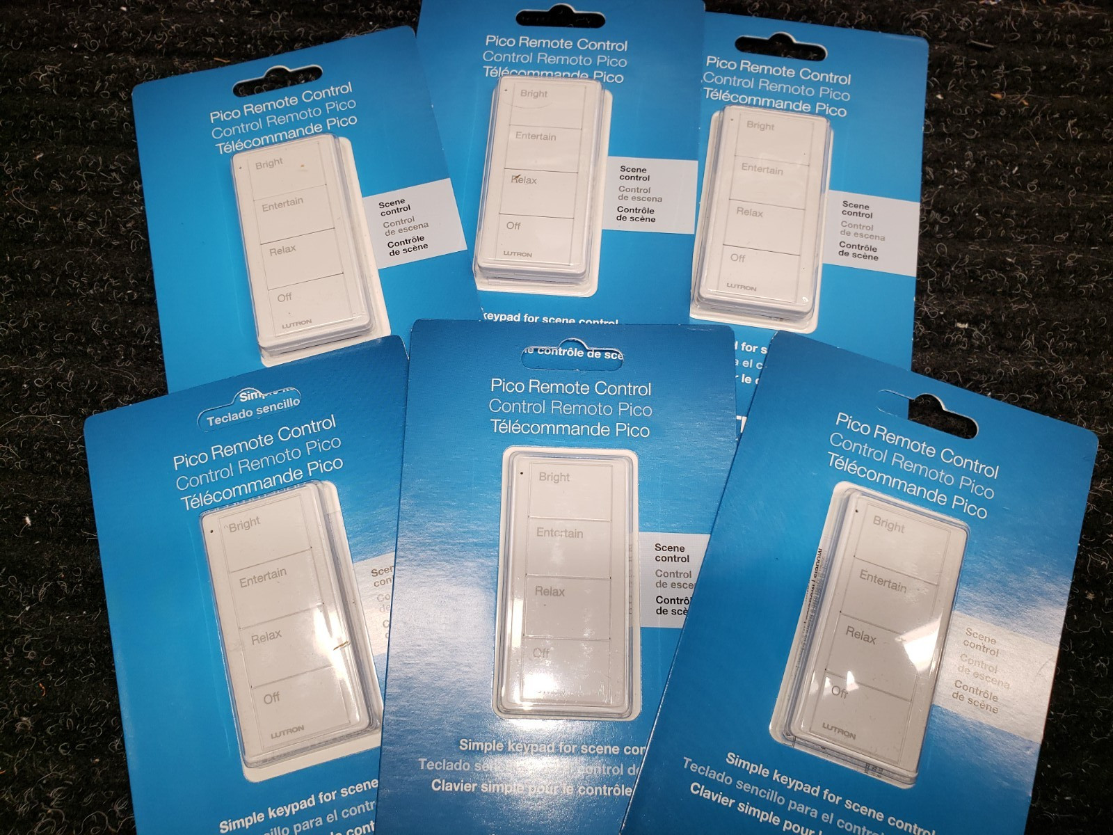 Lutron PJ2-4B-GWH-P03 Pico Caseta 4-Button Any Room RELAX Scene White