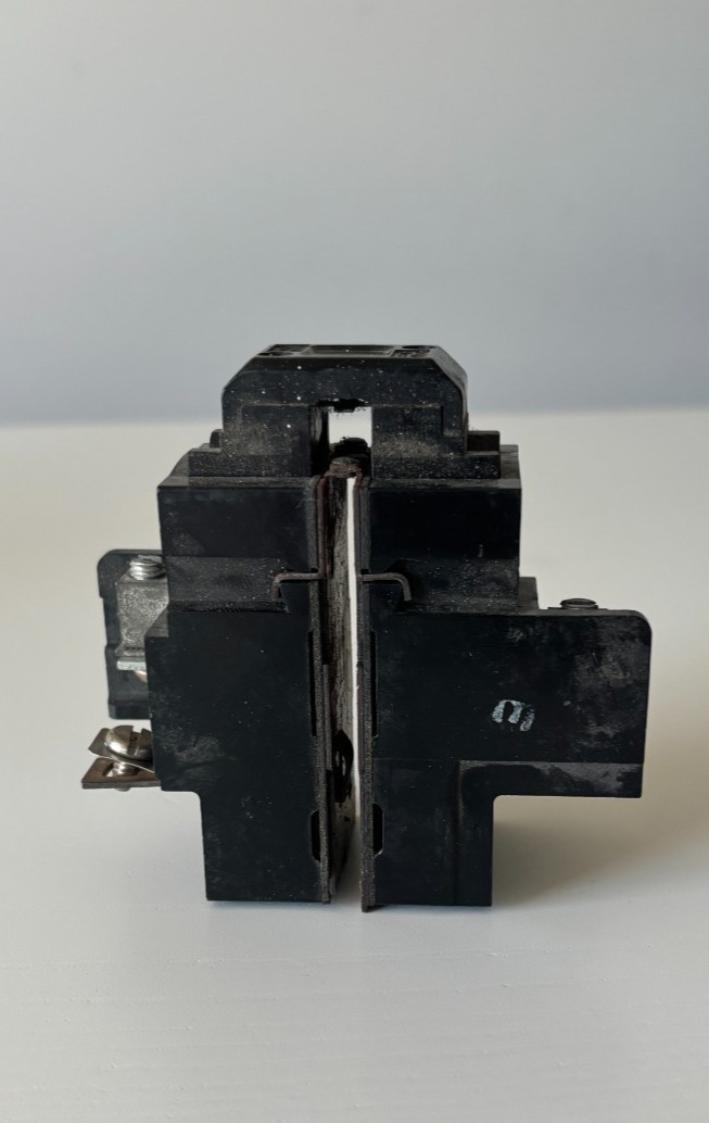 circuit breaker I.T.E push Matic 2 pole 40amps