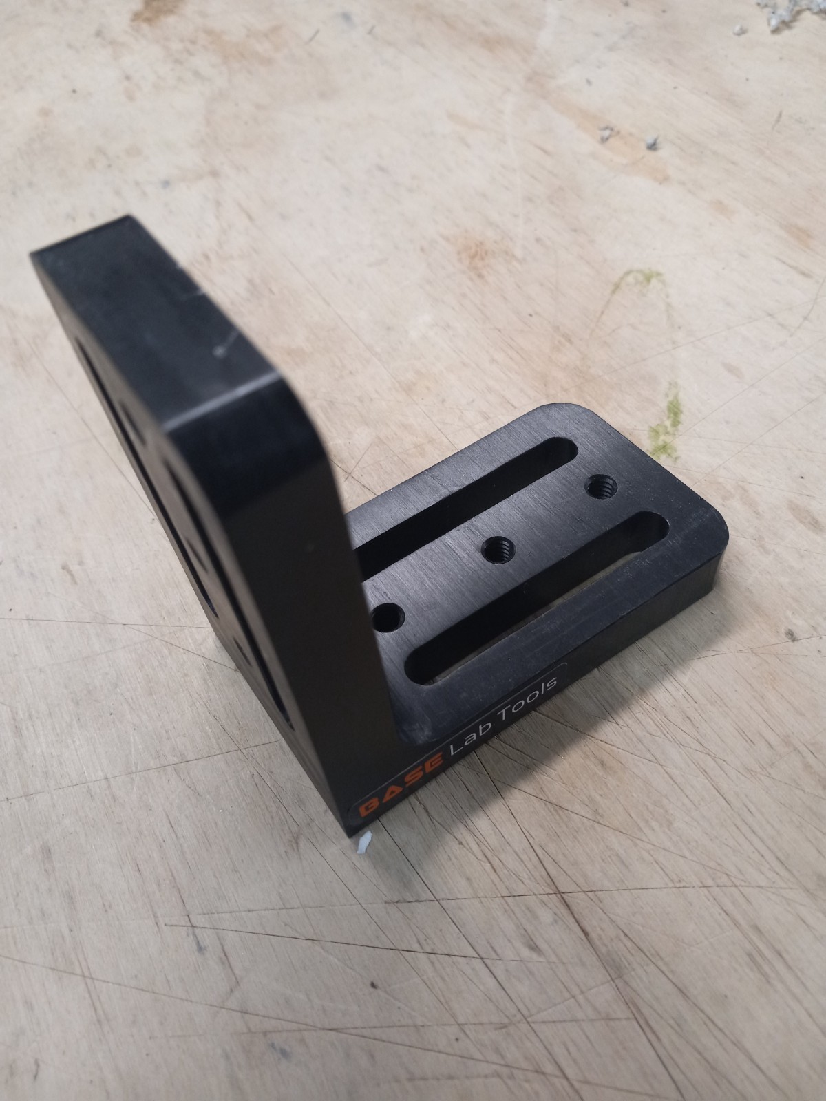 BASELAB TOOLS Right-Angle Mounting Bracket ABS075-M RIGHT ANGLE