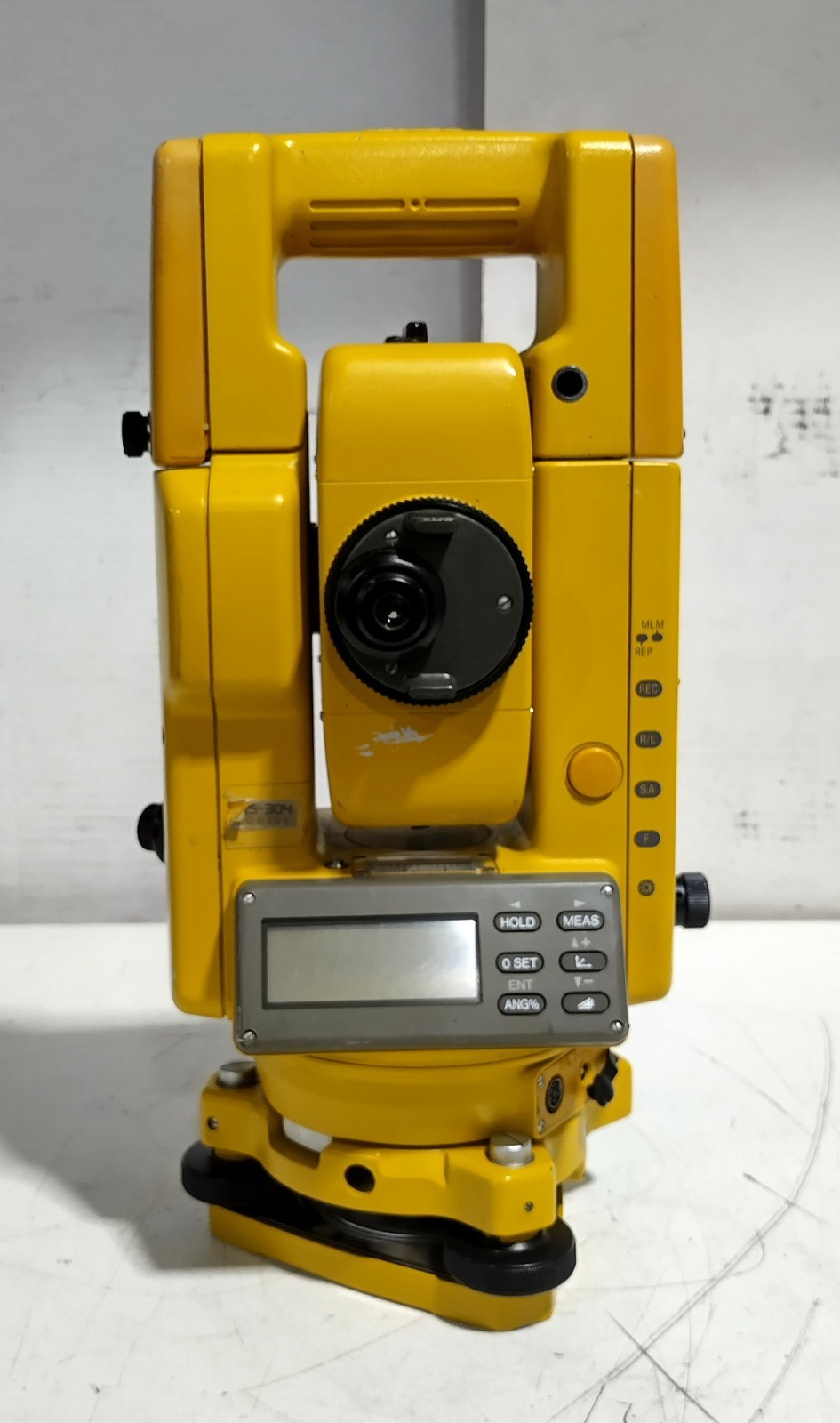 Topcon GTS-300 / GTS-304 7.2V DC Professional Electronic Survey Total Station