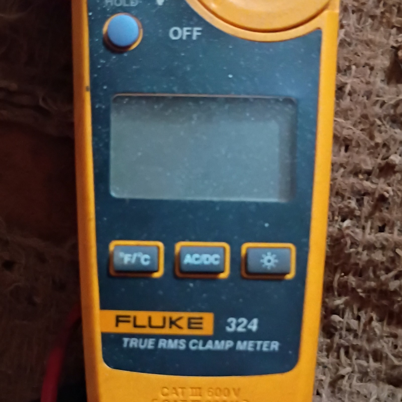 Fluke 324 True RMS Clamp Meter CAT III 600V, AC/DC V, Ohms, 4000 Count