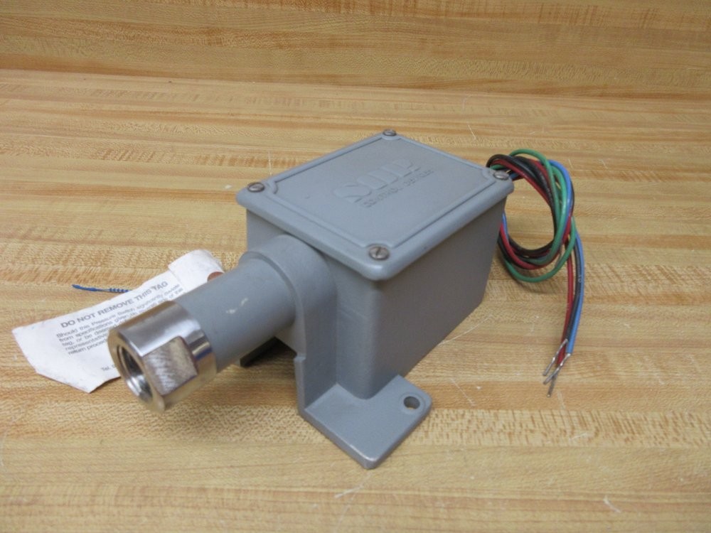 SOR 500-121B Pressure Snap Switch 500121B