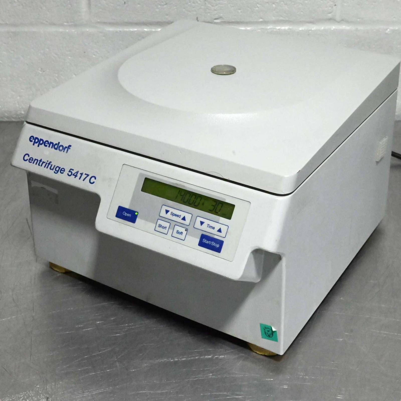 Eppendorf 5417C Centrifuge 14000 RPM w/F45-30-11 Rotor + Warranty