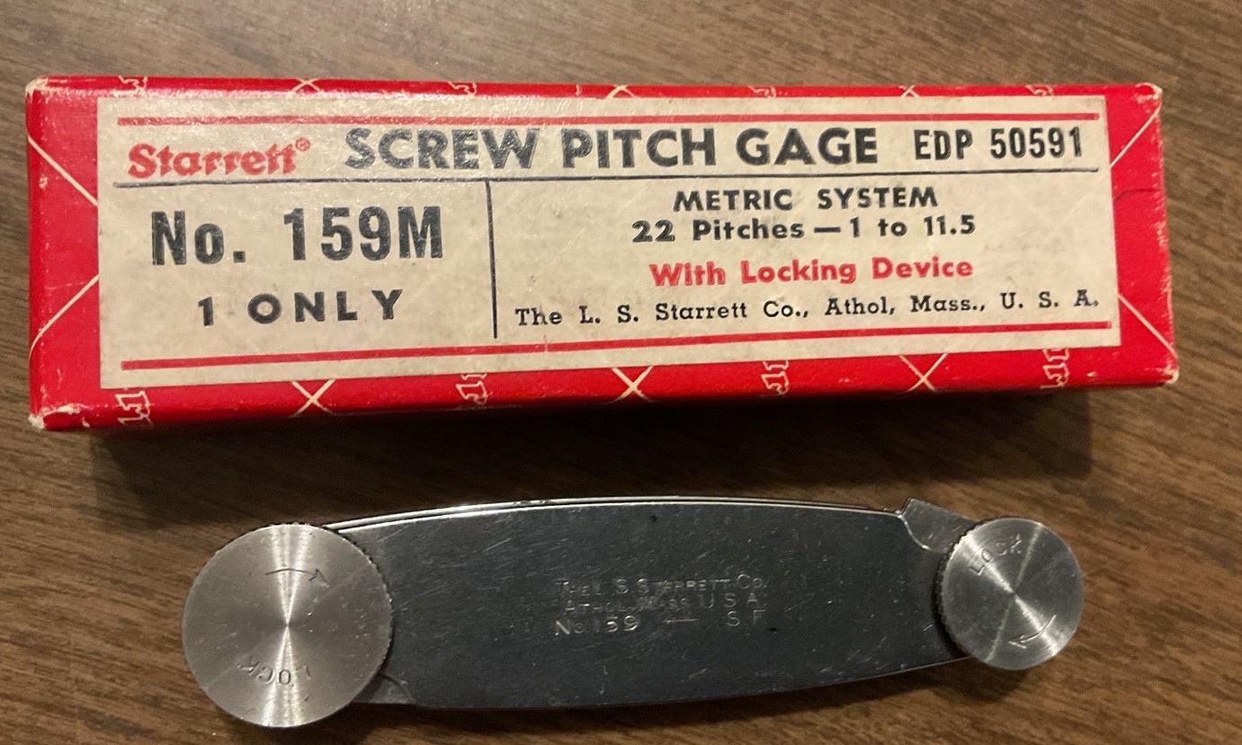 Starrett 159M Screw Pitch Gage Metric System 28 Leaves with Locking Device
