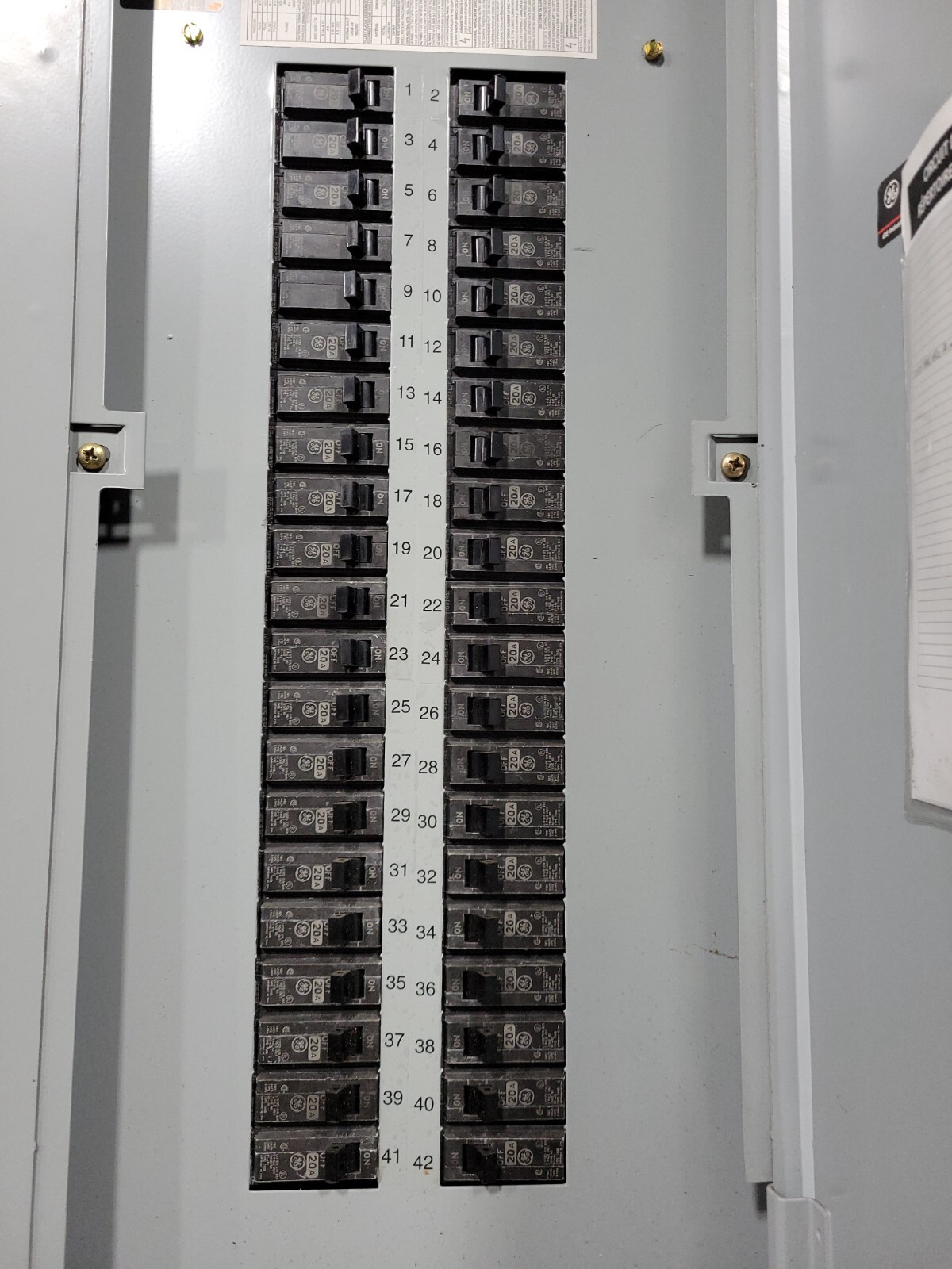 GE AQF3422MBX AXB7 A Series II Panelboard A Series II Panelboard 225 A 208Y/120V