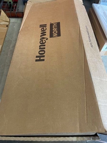 Honeywell North – Neoprene Glove Box Gloves – 10.5″ Size – 32″ L – 8N3032A/10H