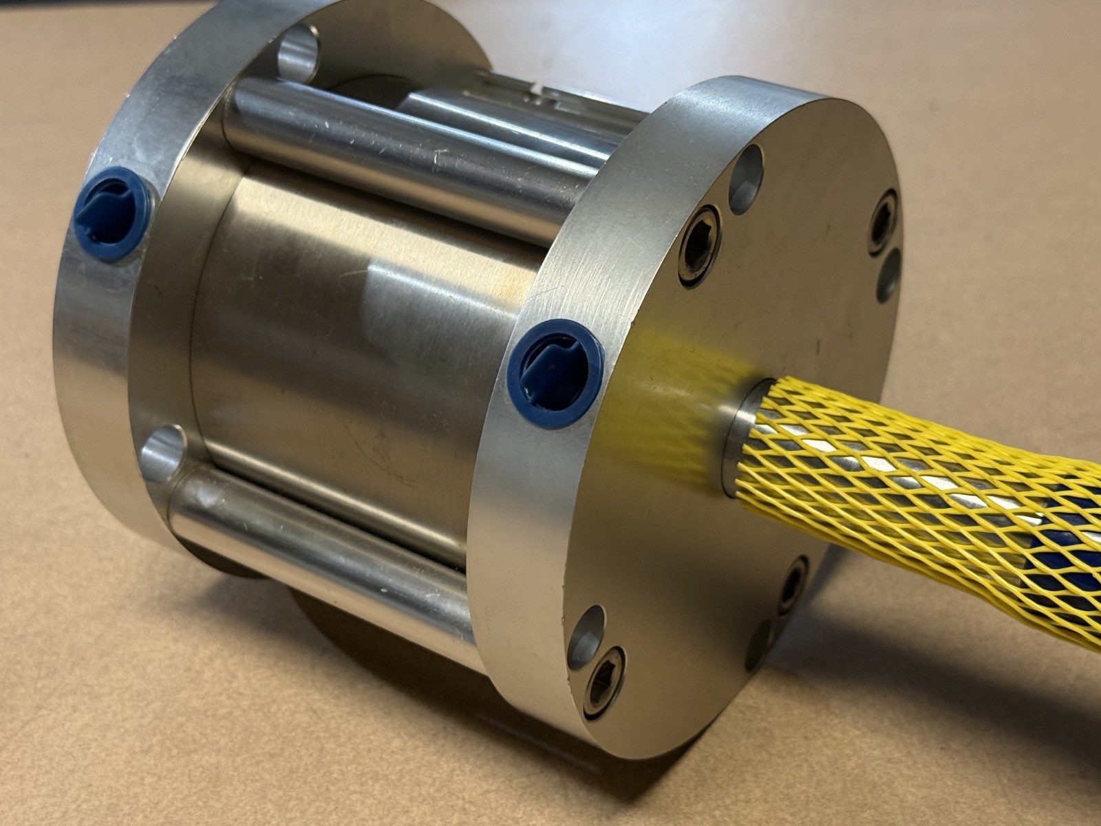 Bimba – FOD-1252.5 – Pneumatic Single Rod Cylinder – (NEW – NO BOX)