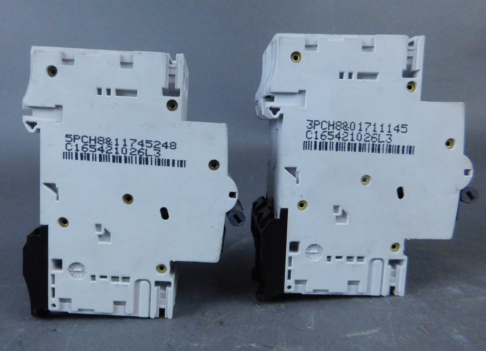 *Lot of 2* Phoenix Contact TMC 62C 16A Circuit Breakers, 16A, 2P, 277/480VAC