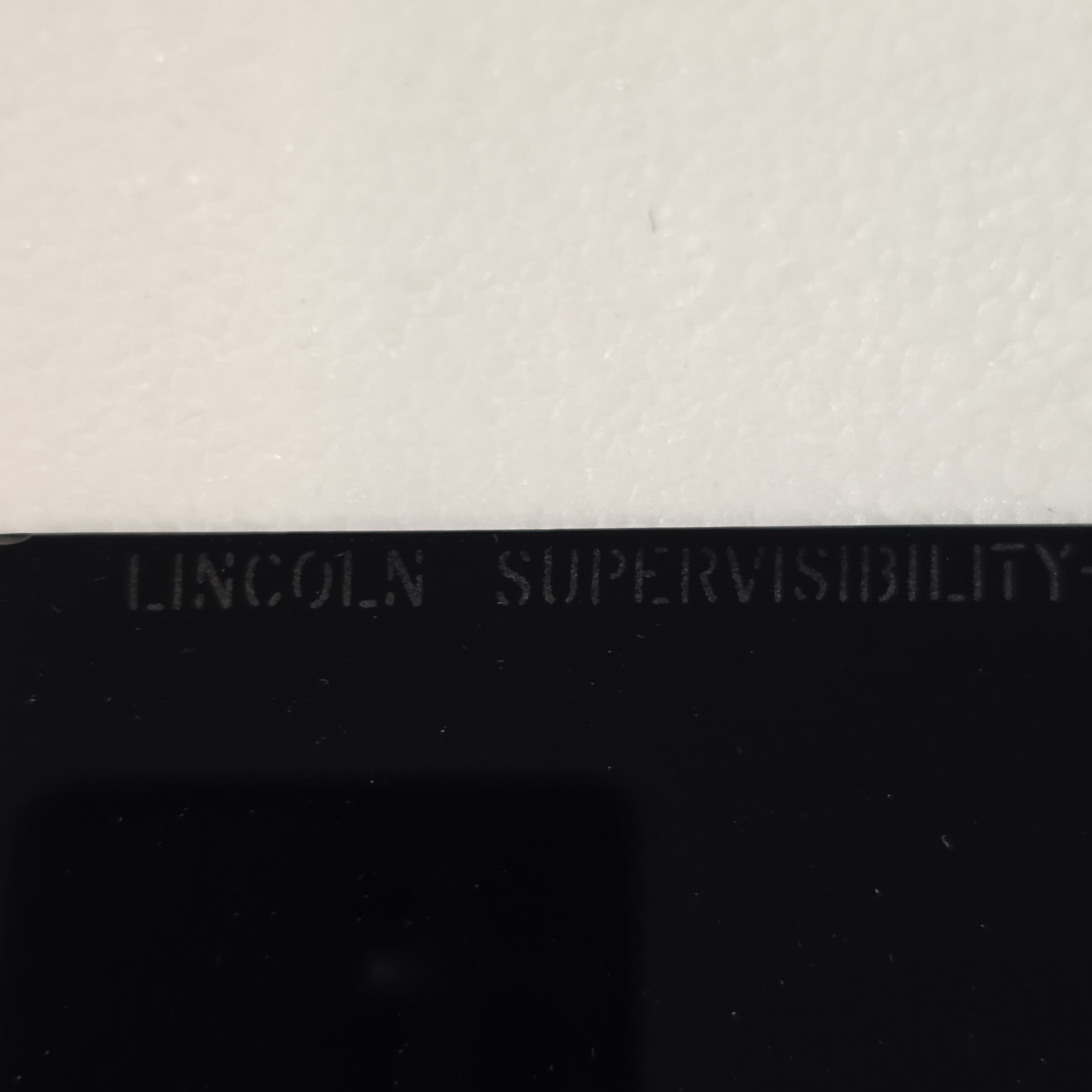 VTG Lincoln Super-Visibility Lens Shade 10 Welding 2″x4 1/4″ Lincoln Electric Co