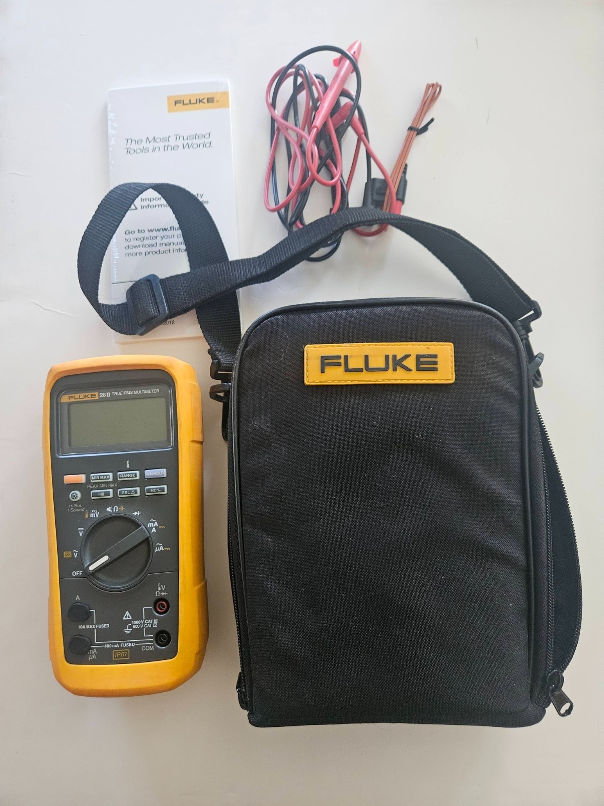 Fluke 28 II Rugged True RMS Multimeter kit
