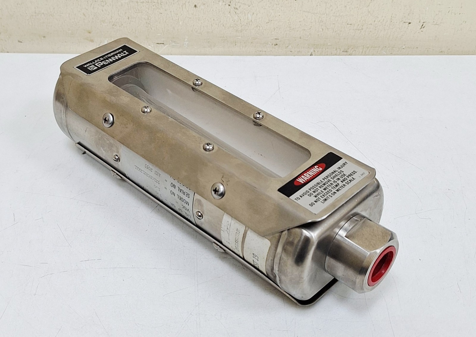 Wallace & Tiernan Pennwalt 5210B02212XXL Flow Meter 180F 240PSI