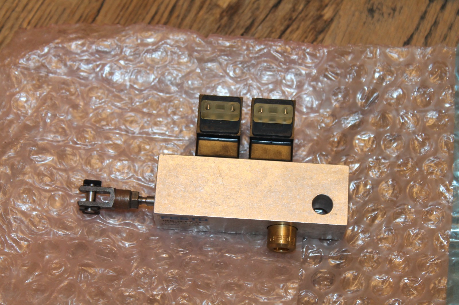 1PCS NEW FOR Festo Solenoid Valve DSM-10-4-P-SA F7.335.001 Heidelberg CD102