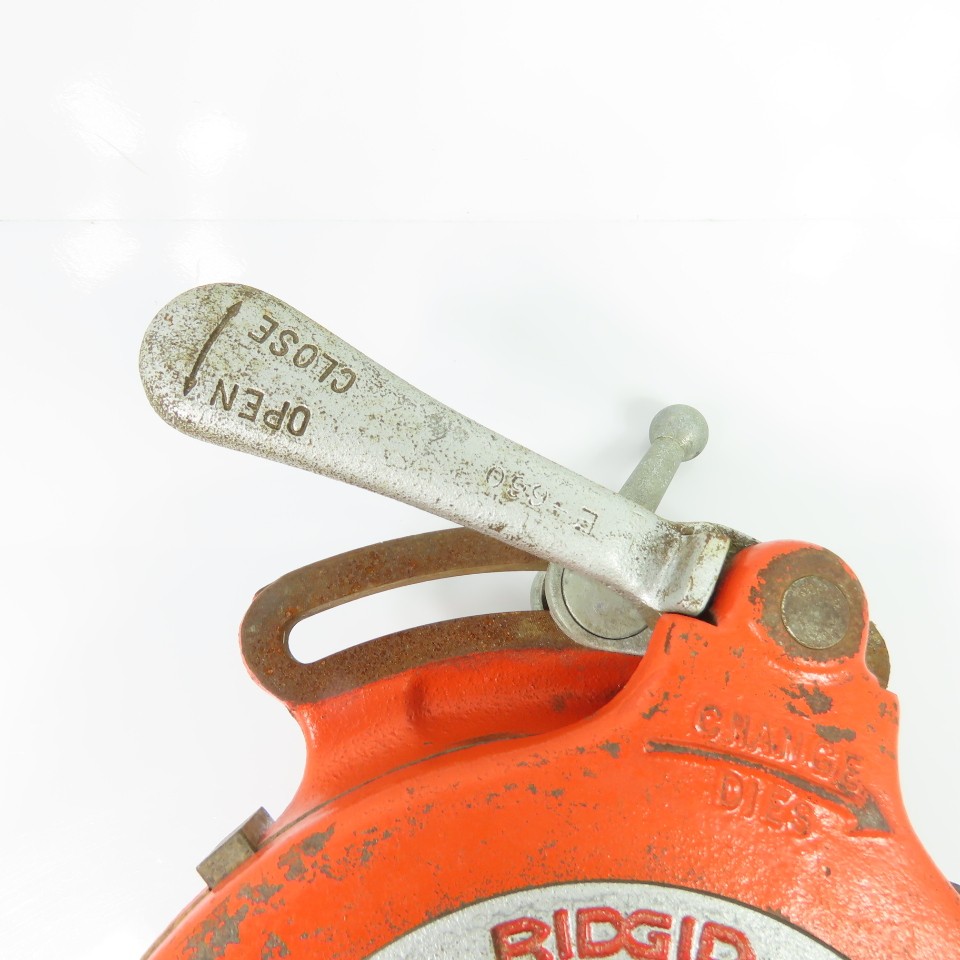 Ridgid 811A Pipe Threader Universal Die Head 1/8″ to 2″ Pipe 5/8 11 UNC
