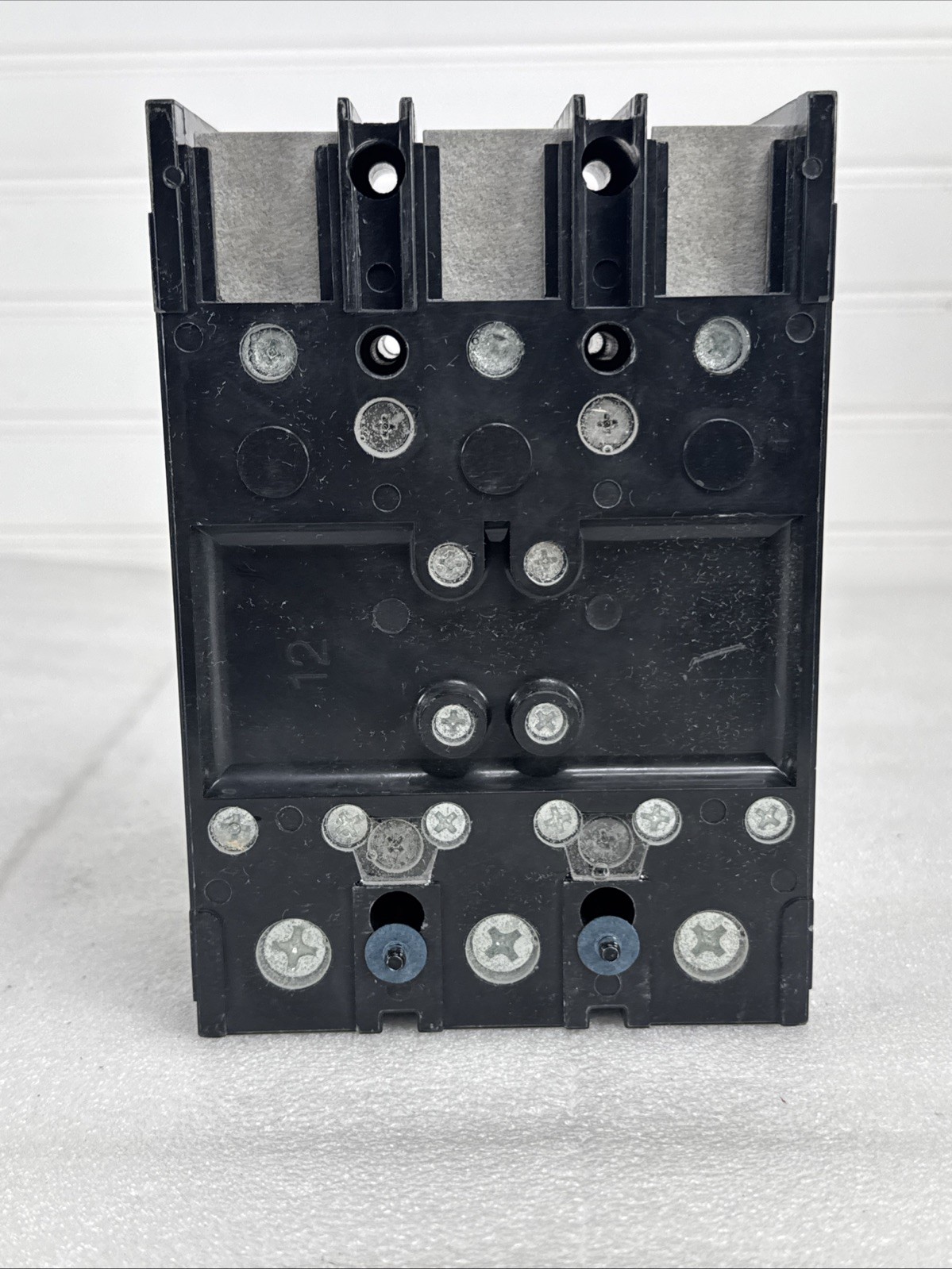 Square D QDP32225TM Circuit Breaker 225A 3-Pole 240V 25kA Bolt-On