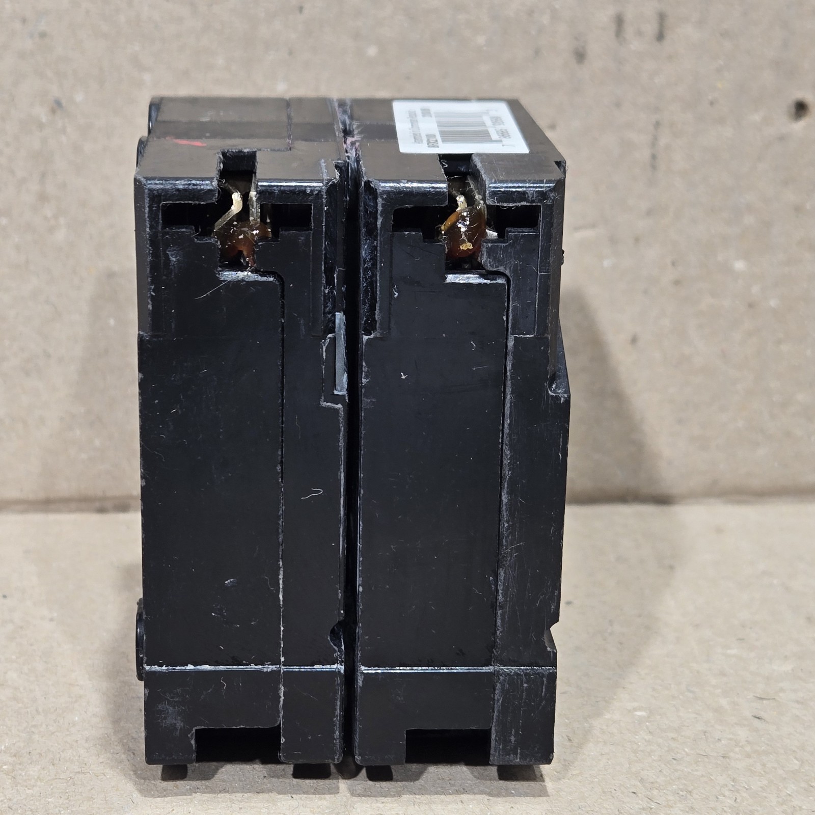EATON BRX2100 100 Amp Molded Case Circuit Breaker Plug-In – 100 Amp – 2 Pole